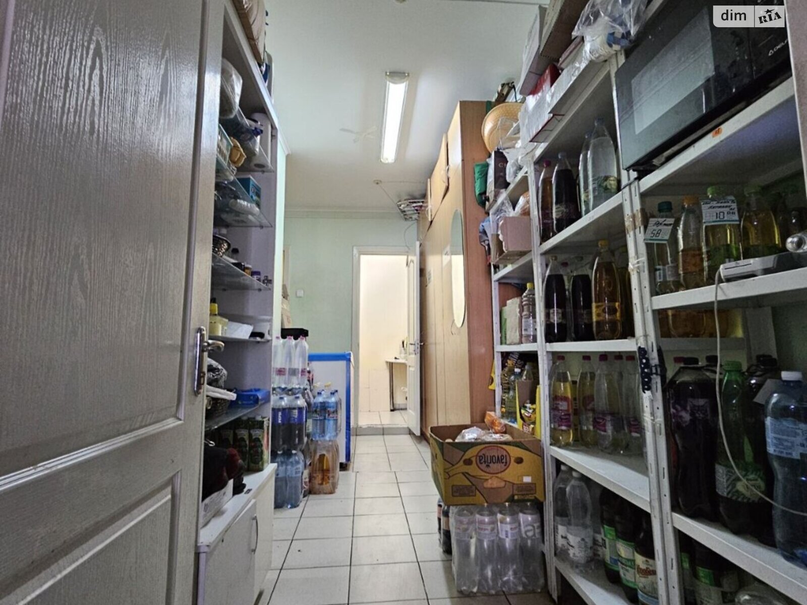 Коммерческое помещение в Белой Церкви, продажа по Зенитного полка (Грибоедова) улица 42, район 4 микрорайон, цена: 65 000 долларов за объект фото 1 Коммерческое помещение в Белой Церкви, продажа по Зенитного полка (Грибоедова) улица 42, район 4 микрорайон, цена: 65 000 долларов за объект фото 1