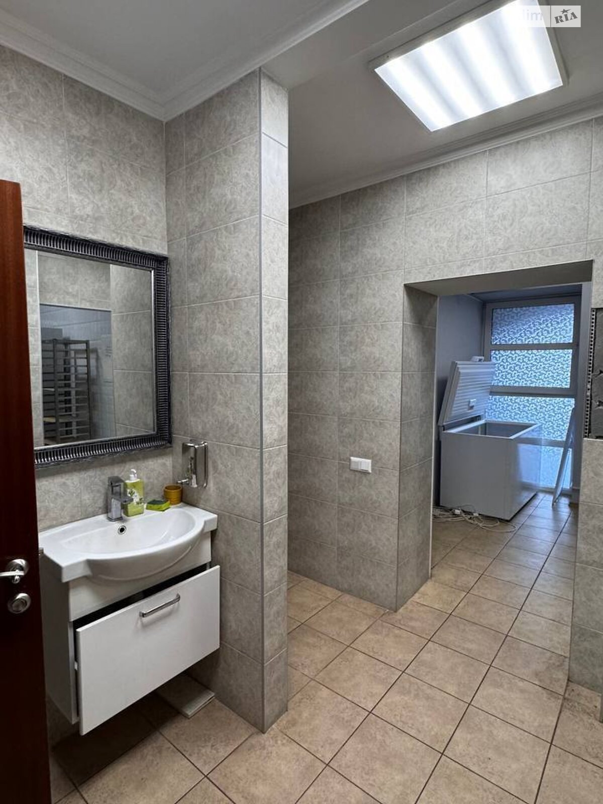 Коммерческое помещение в Белой Церкви, продажа по Шолом-Алейхема улица 9, район Центр, цена: 370 000 долларов за объект фото 1 Коммерческое помещение в Белой Церкви, продажа по Шолом-Алейхема улица 9, район Центр, цена: 370 000 долларов за объект фото 1