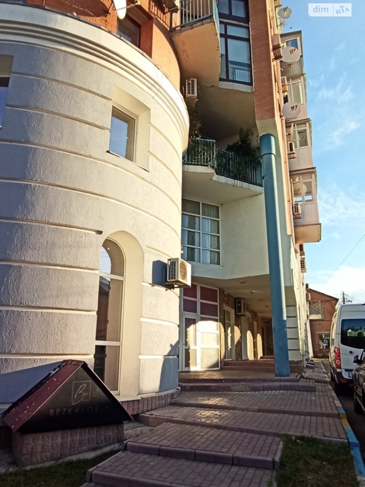 Коммерческое помещение в Белой Церкви, продажа по Шолом-Алейхема улица 9, район Центр, цена: 370 000 долларов за объект фото 1 Коммерческое помещение в Белой Церкви, продажа по Шолом-Алейхема улица 9, район Центр, цена: 370 000 долларов за объект фото 1