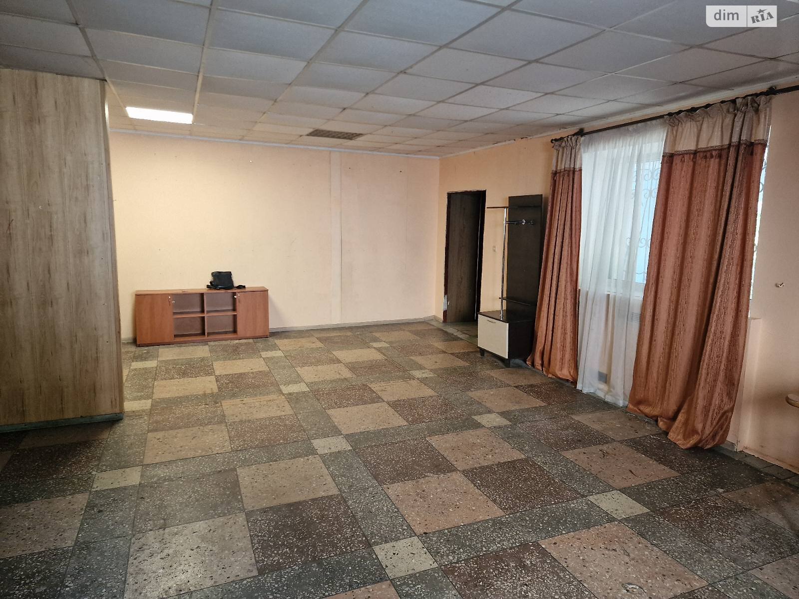 Комерційне приміщення в Білій Церкві, продаж по Ярослава Мудрого вулиця 70, район Центр, ціна: 90 000 доларів за об’єкт фото 1 Комерційне приміщення в Білій Церкві, продаж по Ярослава Мудрого вулиця 70, район Центр, ціна: 90 000 доларів за об’єкт фото 1