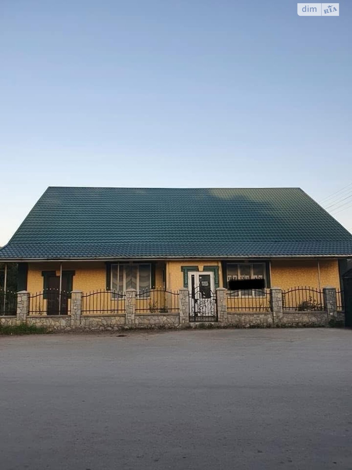 Коммерческое помещение в Беличьем Золотом, Махнивка улица, цена продажи: 35 000 долларов за объект фото 1