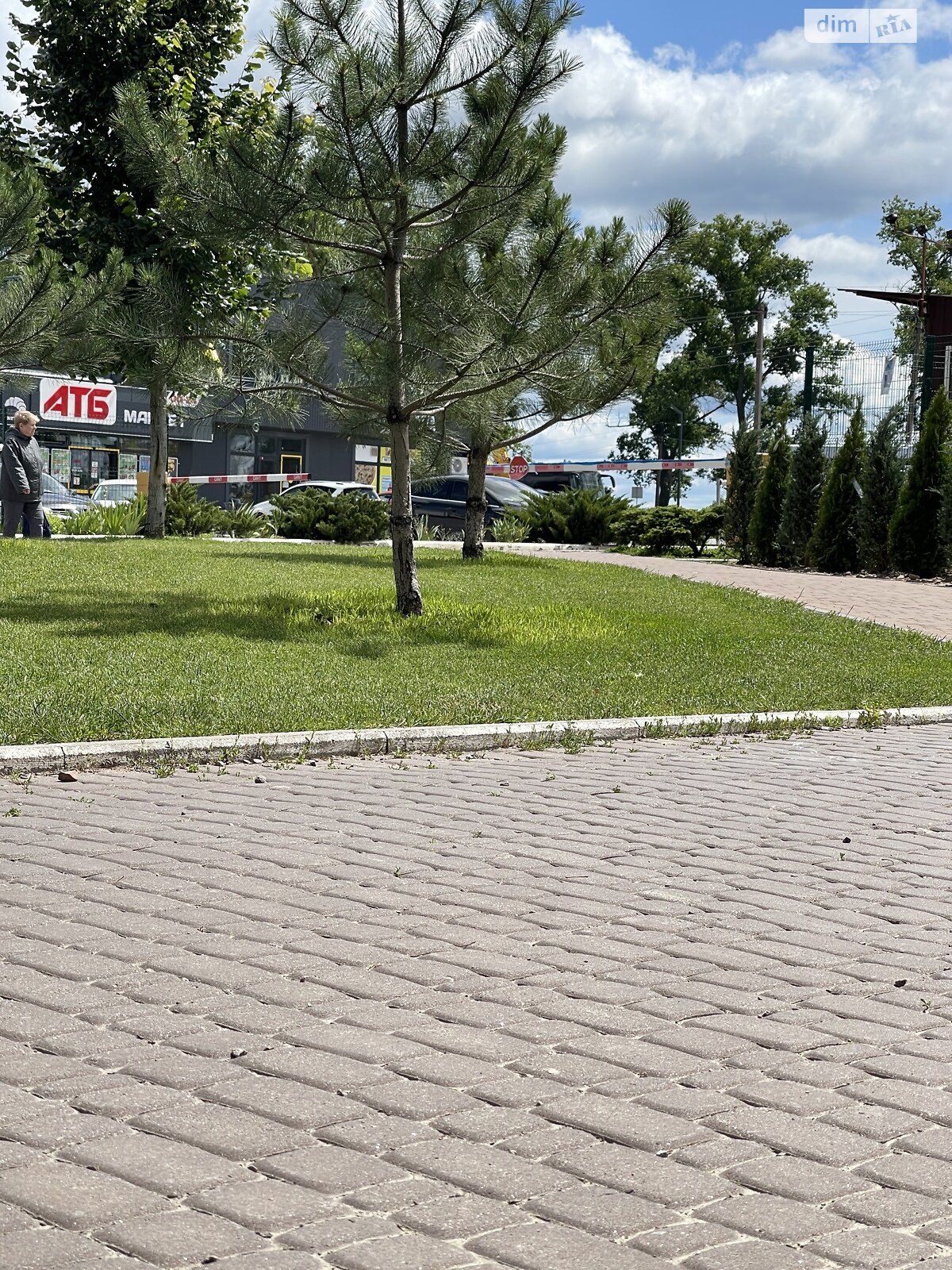 Коммерческое помещение в Белогородке, Европейская улица 1 корпус 2, цена: продажи 38 000 долларов за объект фото 1 Коммерческое помещение в Белогородке, Европейская улица 1 корпус 2, цена продажи: 38 000 долларов за объект фото 1