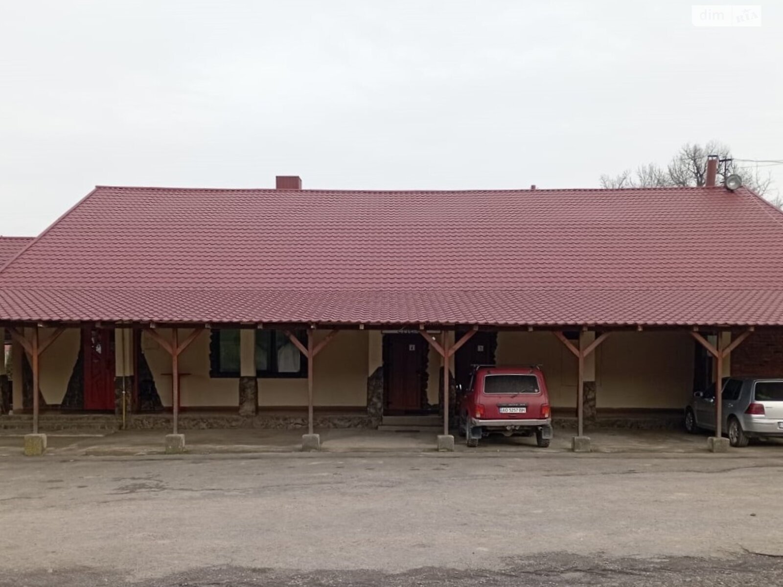 Комерційне приміщення в Береговому, продаж по Хмельницького вулиця, район Берегово, ціна: 350 000 доларів за об’єкт фото 1 Комерційне приміщення в Береговому, продаж по Хмельницького вулиця, район Берегово, ціна: 350 000 доларів за об’єкт фото 1