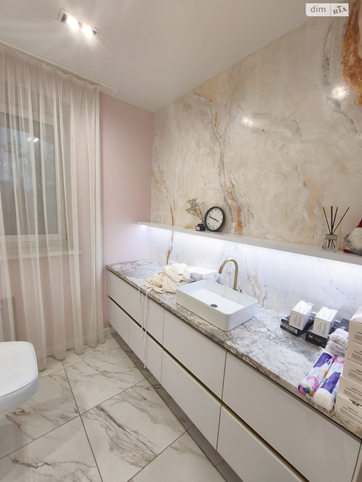 Комерційне приміщення в Березині, Райдужна вулиця 100, ціна продажу: 190 000 доларів за об’єкт фото 1