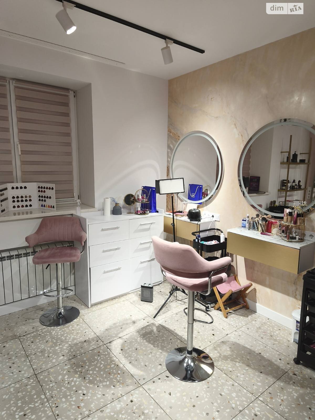 Комерційне приміщення в Березині, Райдужна вулиця 100, ціна продажу: 190 000 доларів за об’єкт фото 1