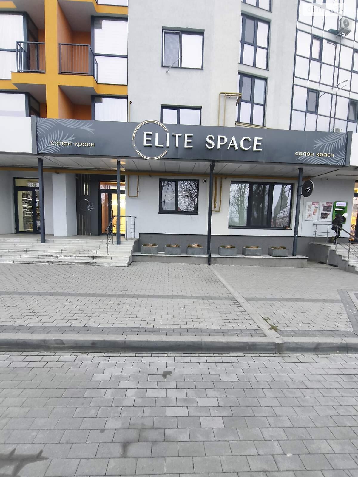 Комерційне приміщення в Березині, Райдужна вулиця 100, ціна продажу: 190 000 доларів за об’єкт фото 1