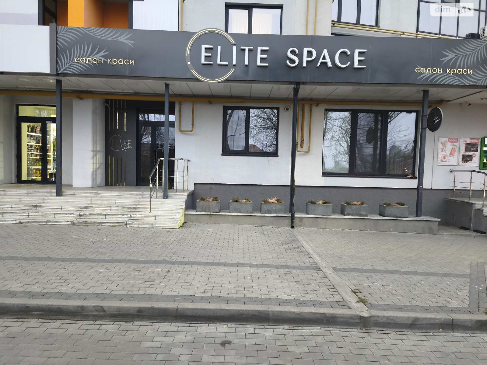 Комерційне приміщення в Березині, Райдужна вулиця 100, ціна продажу: 190 000 доларів за об’єкт фото 1