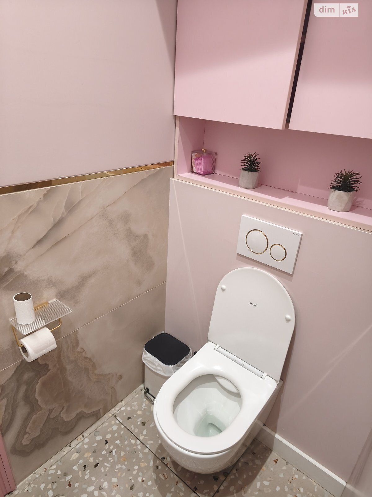 Комерційне приміщення в Березині, Райдужна вулиця 100, ціна продажу: 190 000 доларів за об’єкт фото 1