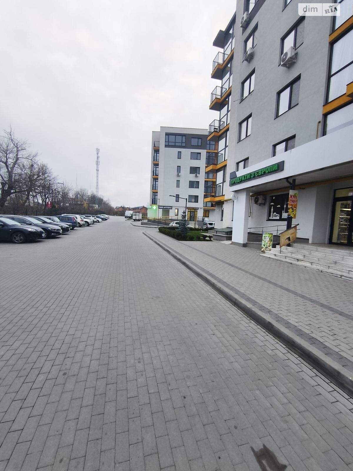 Комерційне приміщення в Березині, Райдужна вулиця 100, ціна продажу: 190 000 доларів за об’єкт фото 1