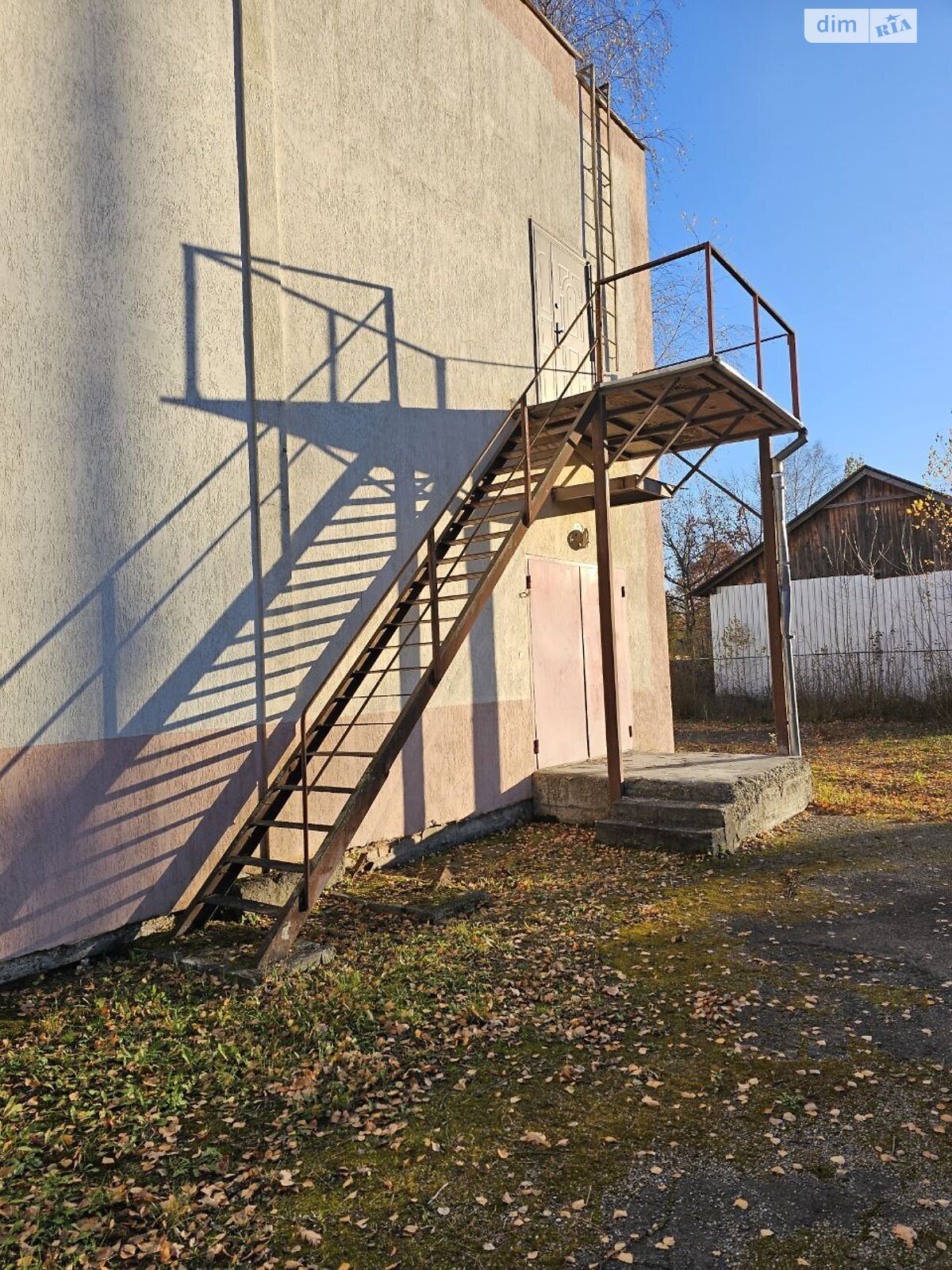 Коммерческое помещение в Богородчанах, продажа по Шевченко улица 114, район Богородчаны, цена: 350 000 долларов за объект фото 1 Коммерческое помещение в Богородчанах, продажа по Шевченко улица 114, район Богородчаны, цена: 350 000 долларов за объект фото 1
