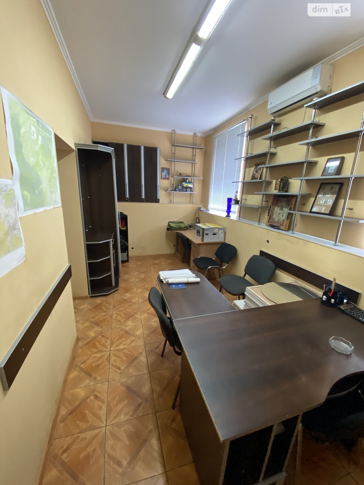 Коммерческое помещение в Бориславе, Братьев Лисиков улица 1, цена: продажи 390 000 долларов за объект фото 1 Коммерческое помещение в Бориславе, Братьев Лисиков улица 1, цена продажи: 390 000 долларов за объект фото 1