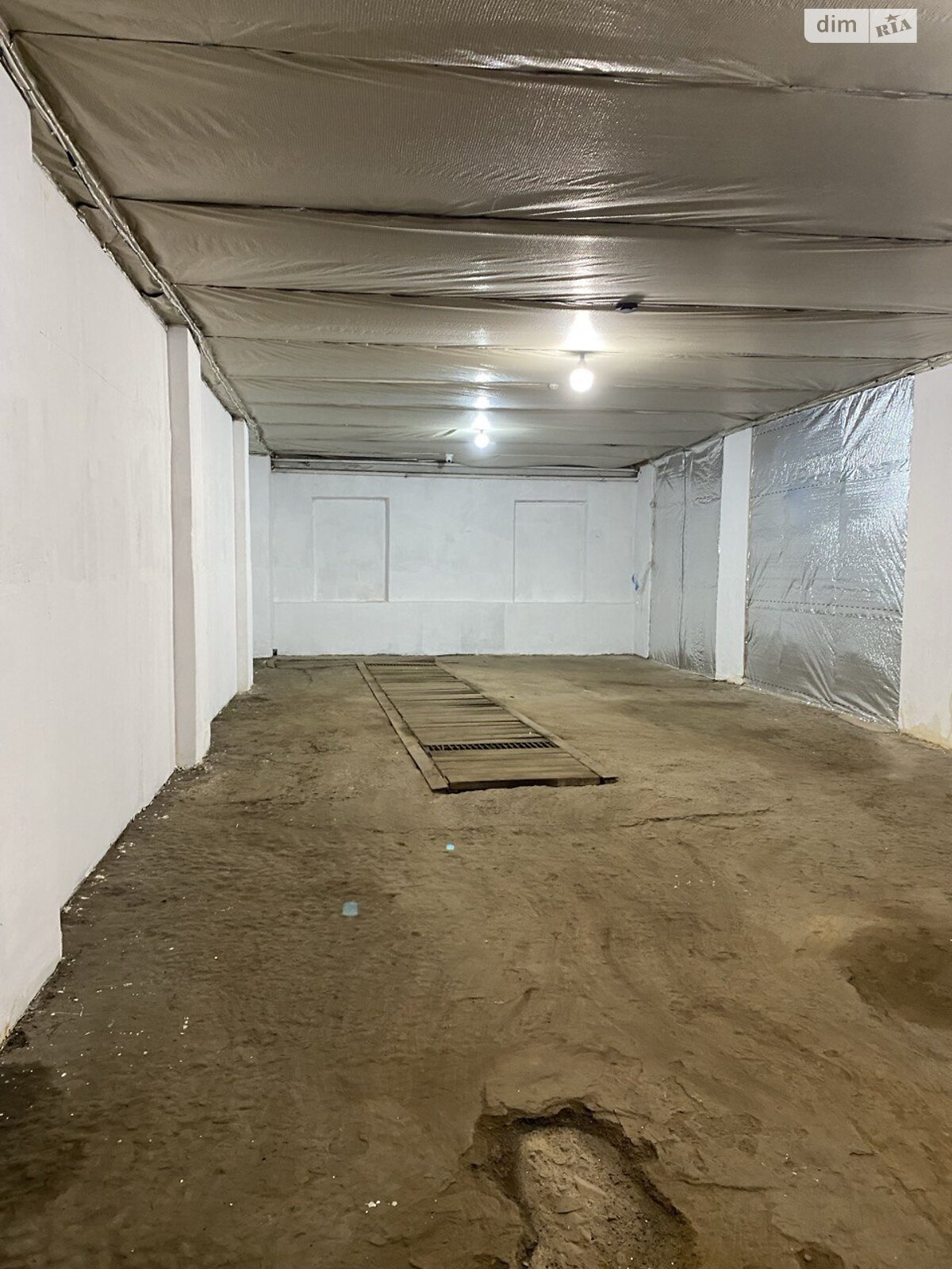 Коммерческое помещение в Бориславе, Братьев Лисиков улица 1, цена: продажи 390 000 долларов за объект фото 1 Коммерческое помещение в Бориславе, Братьев Лисиков улица 1, цена продажи: 390 000 долларов за объект фото 1