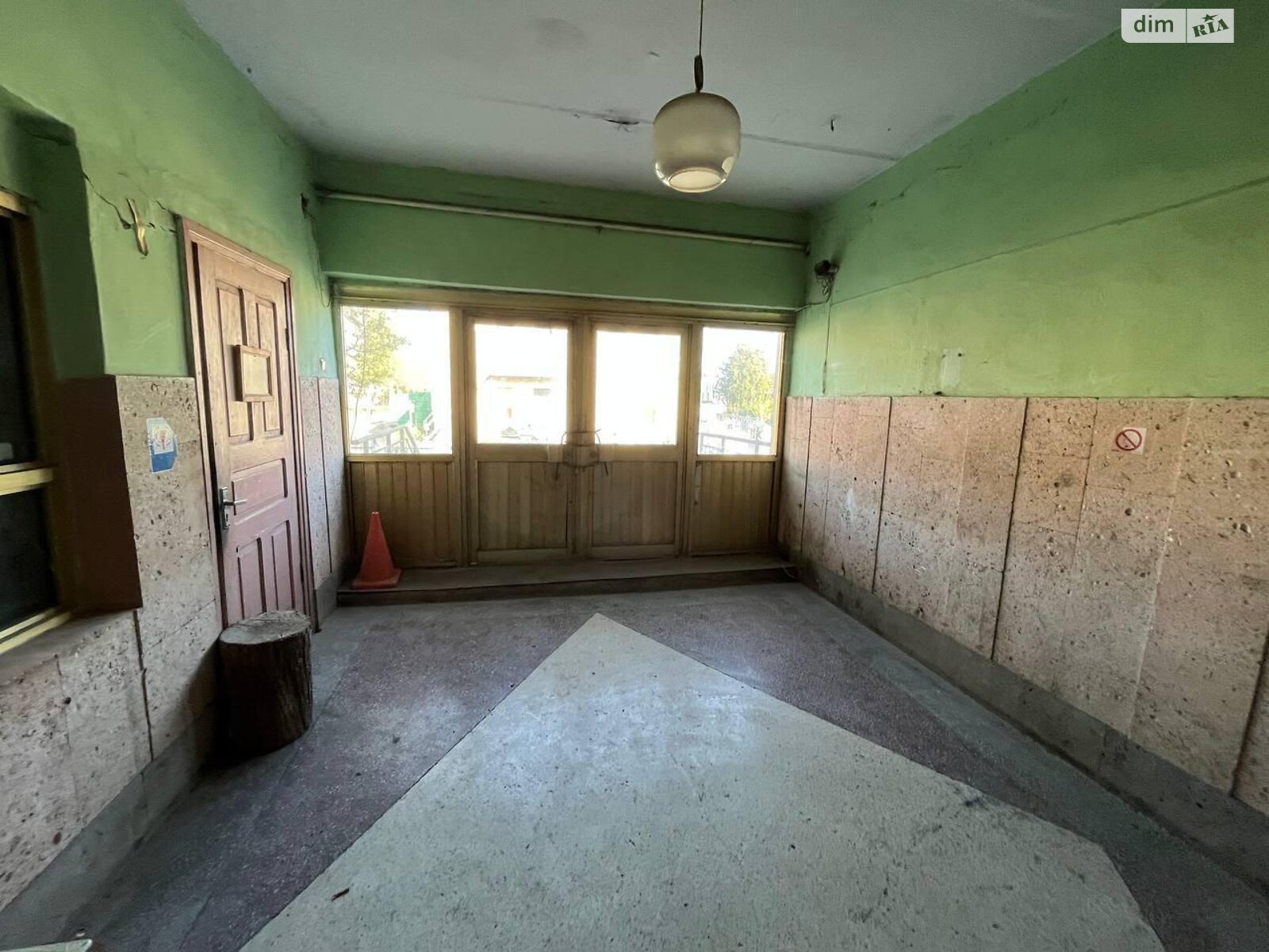 Коммерческое помещение в Борщеве, продажа по Владимира Великого улица, район Борщев, цена: 886 150 долларов за объект фото 1 Коммерческое помещение в Борщеве, продажа по Владимира Великого улица, район Борщев, цена: 886 150 долларов за объект фото 1