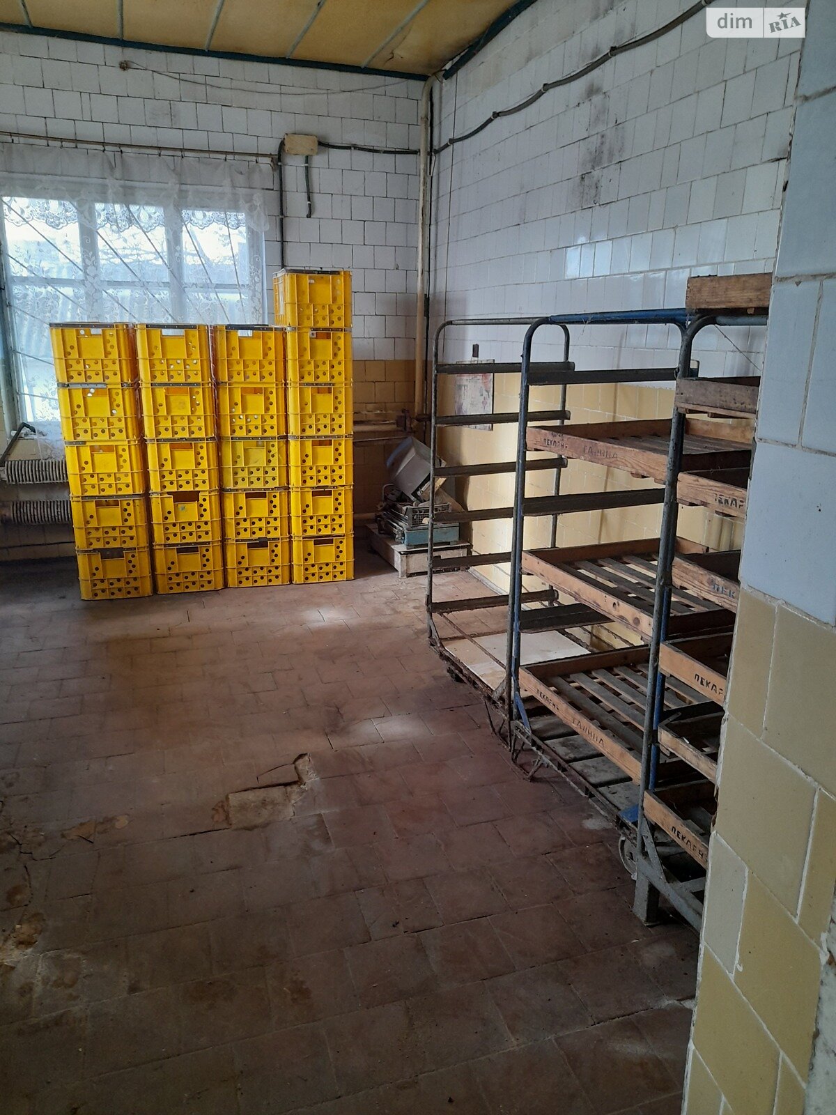 Коммерческое помещение в Борщеве, продажа по Я. Гнездовского улица 48, район Борщев, цена: 110 000 долларов за объект фото 1 Коммерческое помещение в Борщеве, продажа по Я. Гнездовского улица 48, район Борщев, цена: 110 000 долларов за объект фото 1
