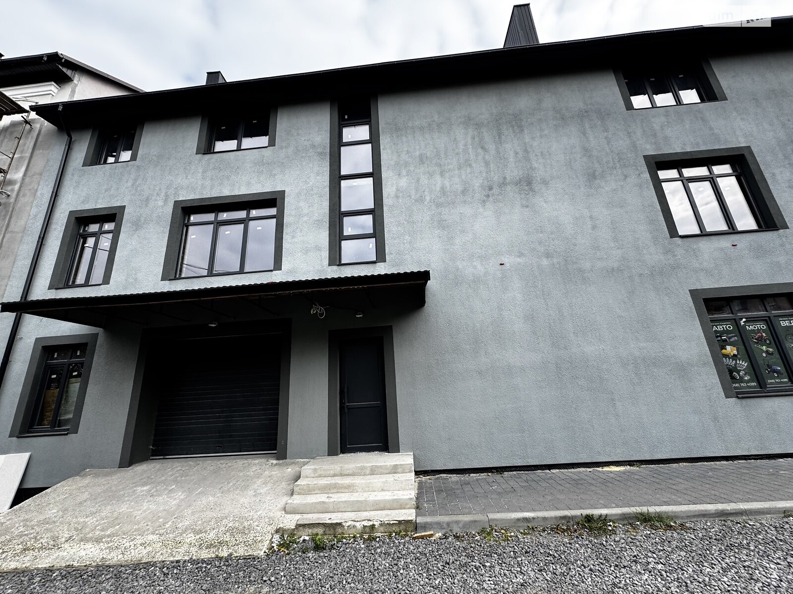 Комерційне приміщення в Бродах, продаж по Юріївська вулиця 10, район Броди, ціна: 1 156 220 доларів за об’єкт фото 1 Комерційне приміщення в Бродах, продаж по Юріївська вулиця 10, район Броди, ціна: 1 156 220 доларів за об’єкт фото 1