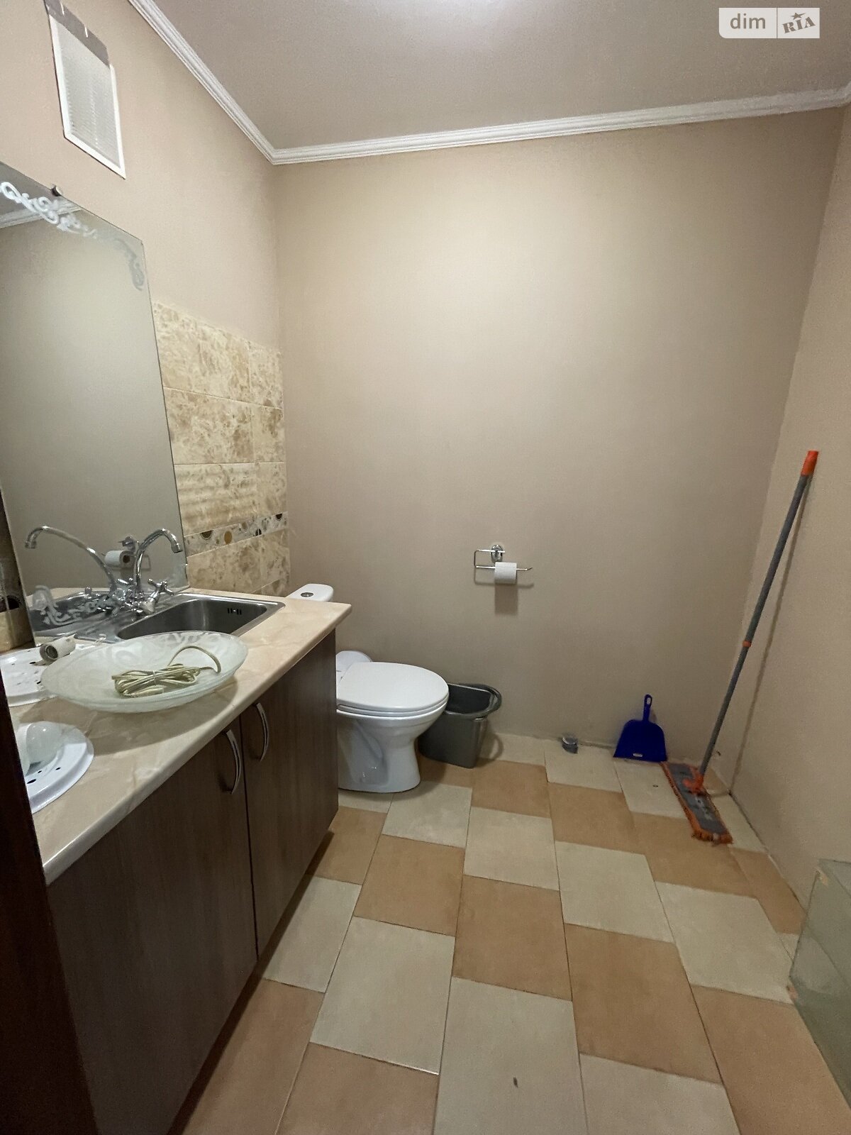 Комерційне приміщення в Бучі, Бориса Гмирі вулиця, ціна продажу: 38 000 доларів за об’єкт фото 1 Комерційне приміщення в Бучі, Бориса Гмирі вулиця, ціна продажу: 38 000 доларів за об’єкт фото 1
