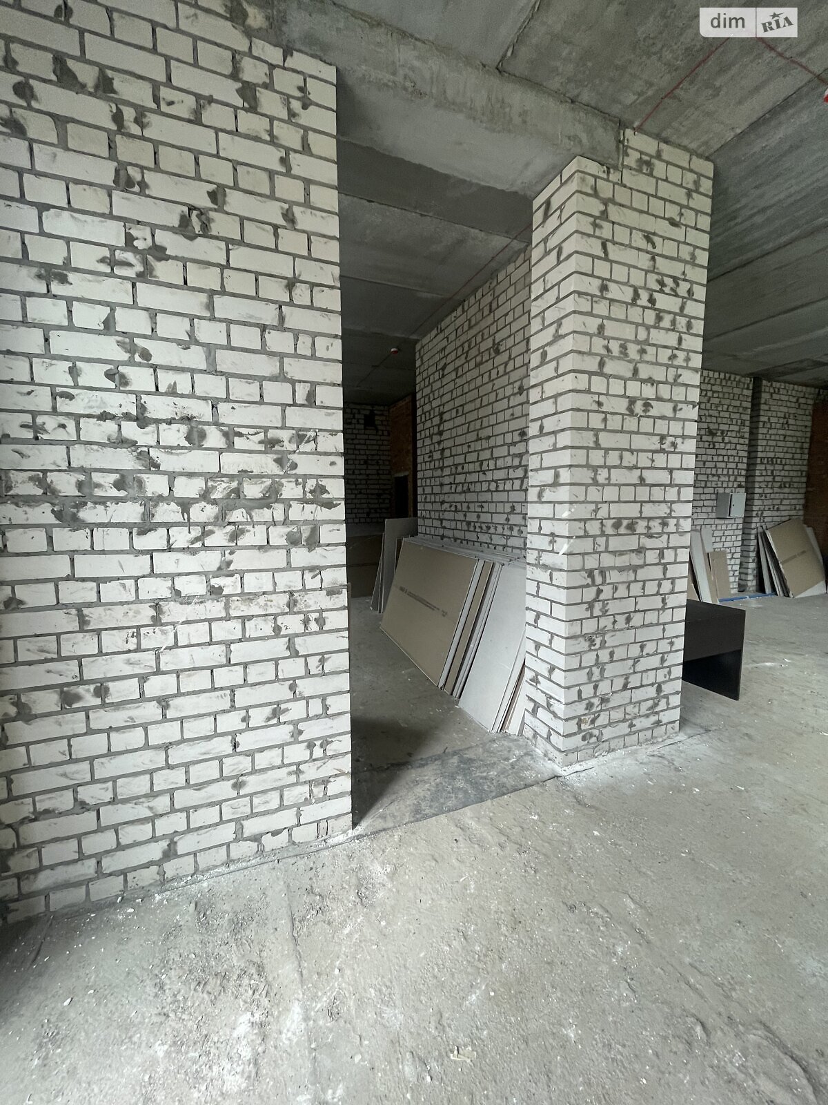 Коммерческое помещение в Буче, продажа по Николая Мозгового улица 2, район Буча, цена: 61 700 долларов за объект фото 1