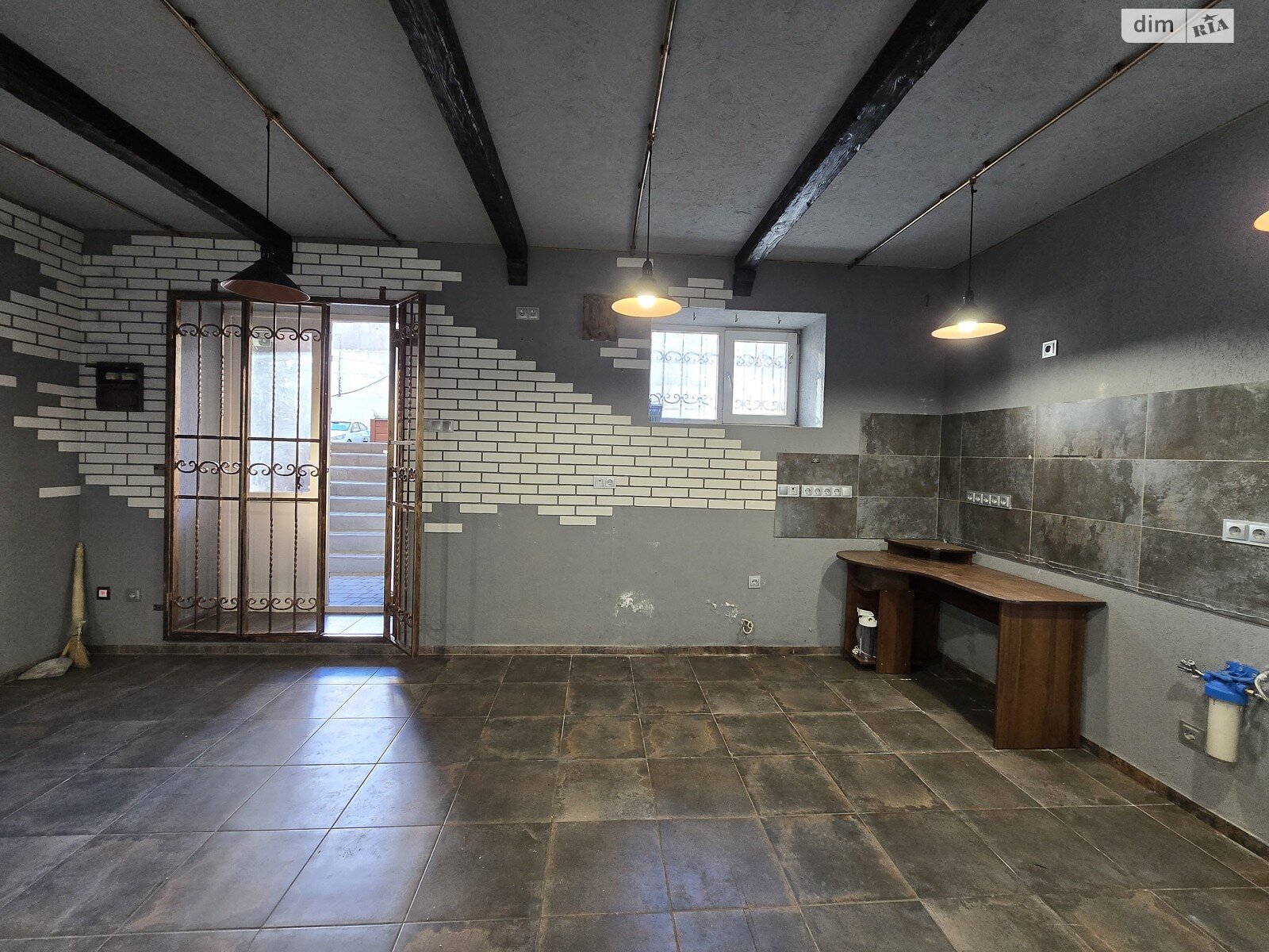 Коммерческое помещение в Буче, Ярослава Мудрого улица, цена продажи: 22 500 долларов за объект фото 1