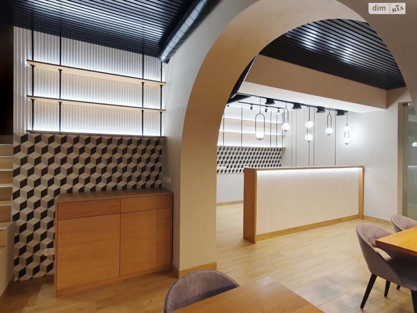 Коммерческое помещение в Буковеле, Вишни урочище, цена продажи: 1 350 000 долларов за объект фото 1