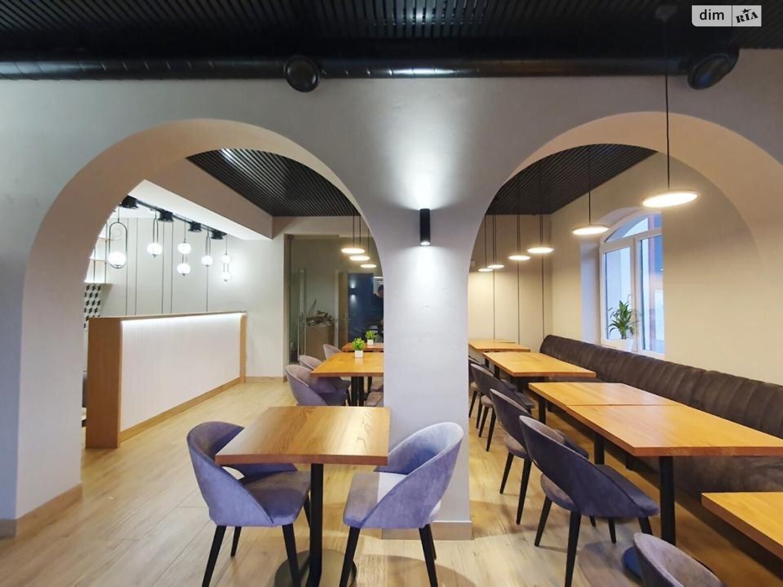 Коммерческое помещение в Буковеле, Вишни урочище, цена продажи: 1 350 000 долларов за объект фото 1