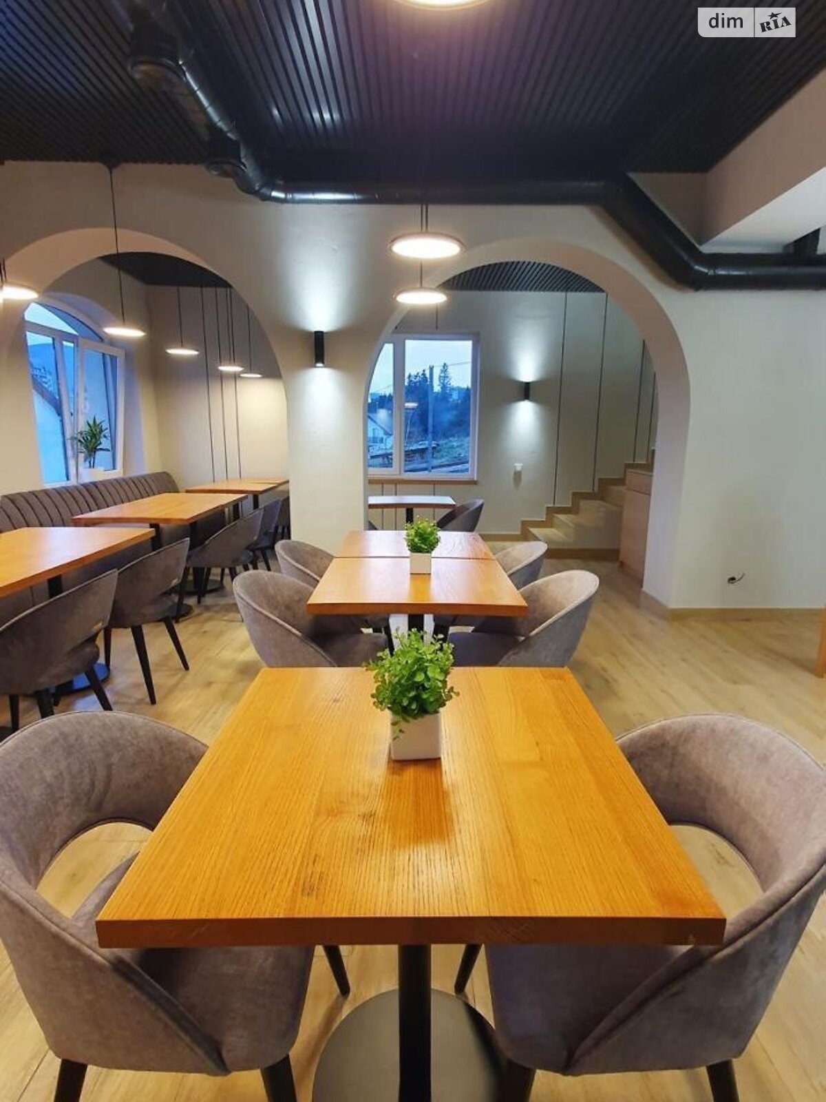 Коммерческое помещение в Буковеле, Вишни урочище, цена продажи: 1 350 000 долларов за объект фото 1