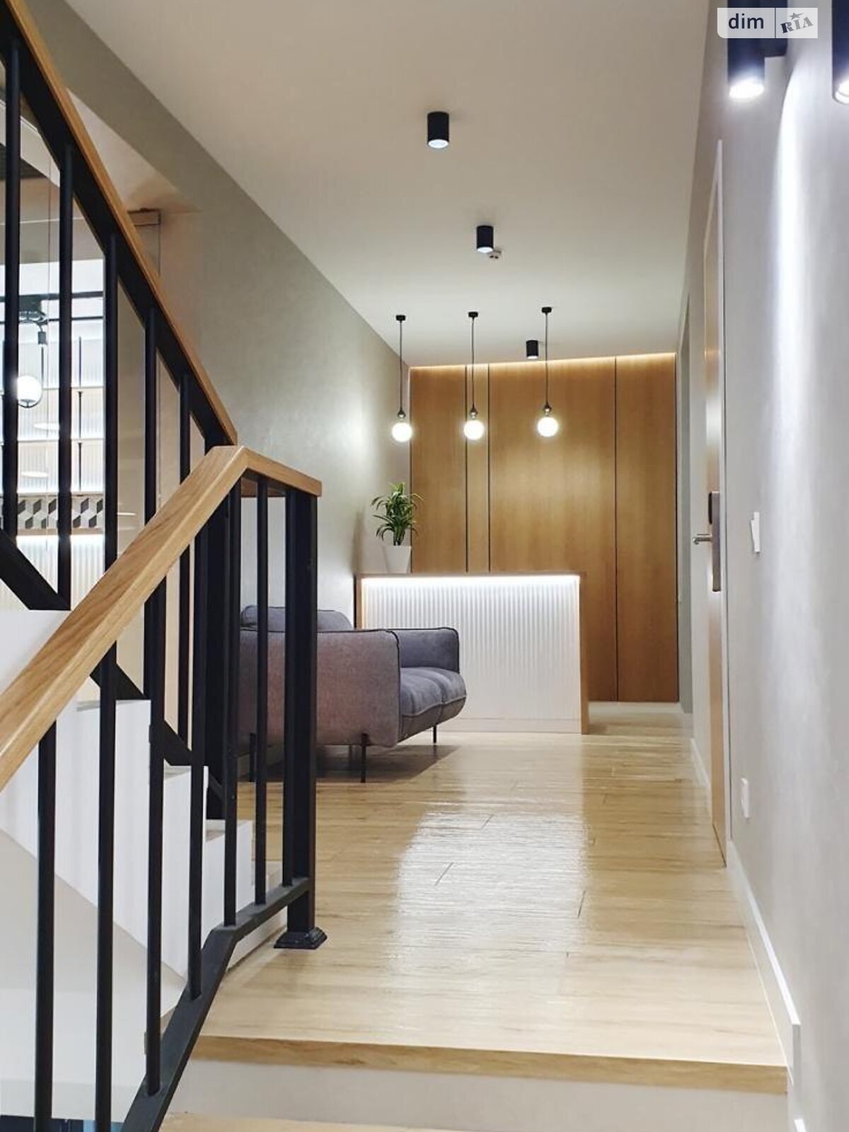 Коммерческое помещение в Буковеле, Вишни урочище, цена продажи: 1 350 000 долларов за объект фото 1