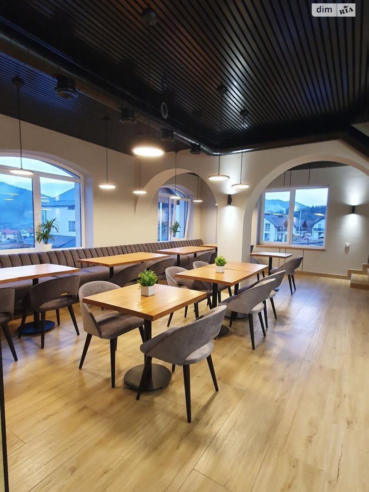 Коммерческое помещение в Буковеле, Вишни урочище, цена продажи: 1 350 000 долларов за объект фото 1