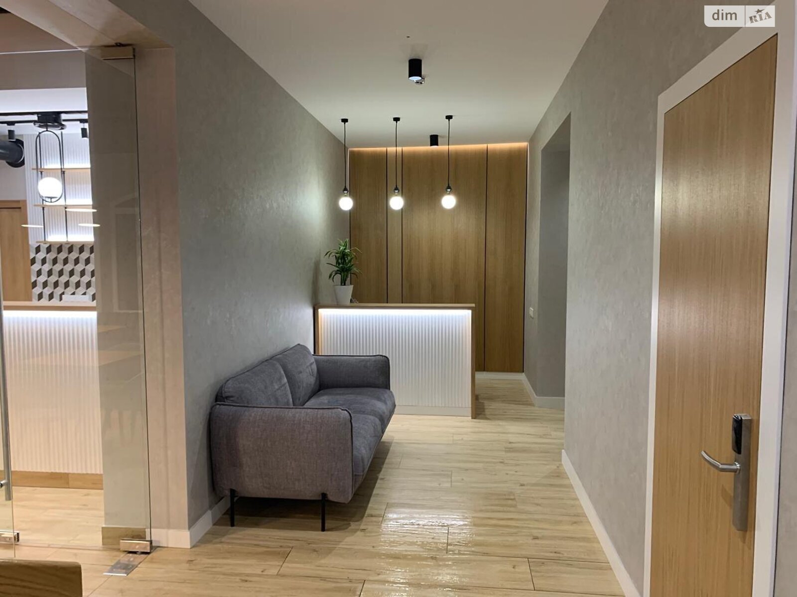 Коммерческое помещение в Буковеле, Вишни урочище, цена продажи: 1 350 000 долларов за объект фото 1