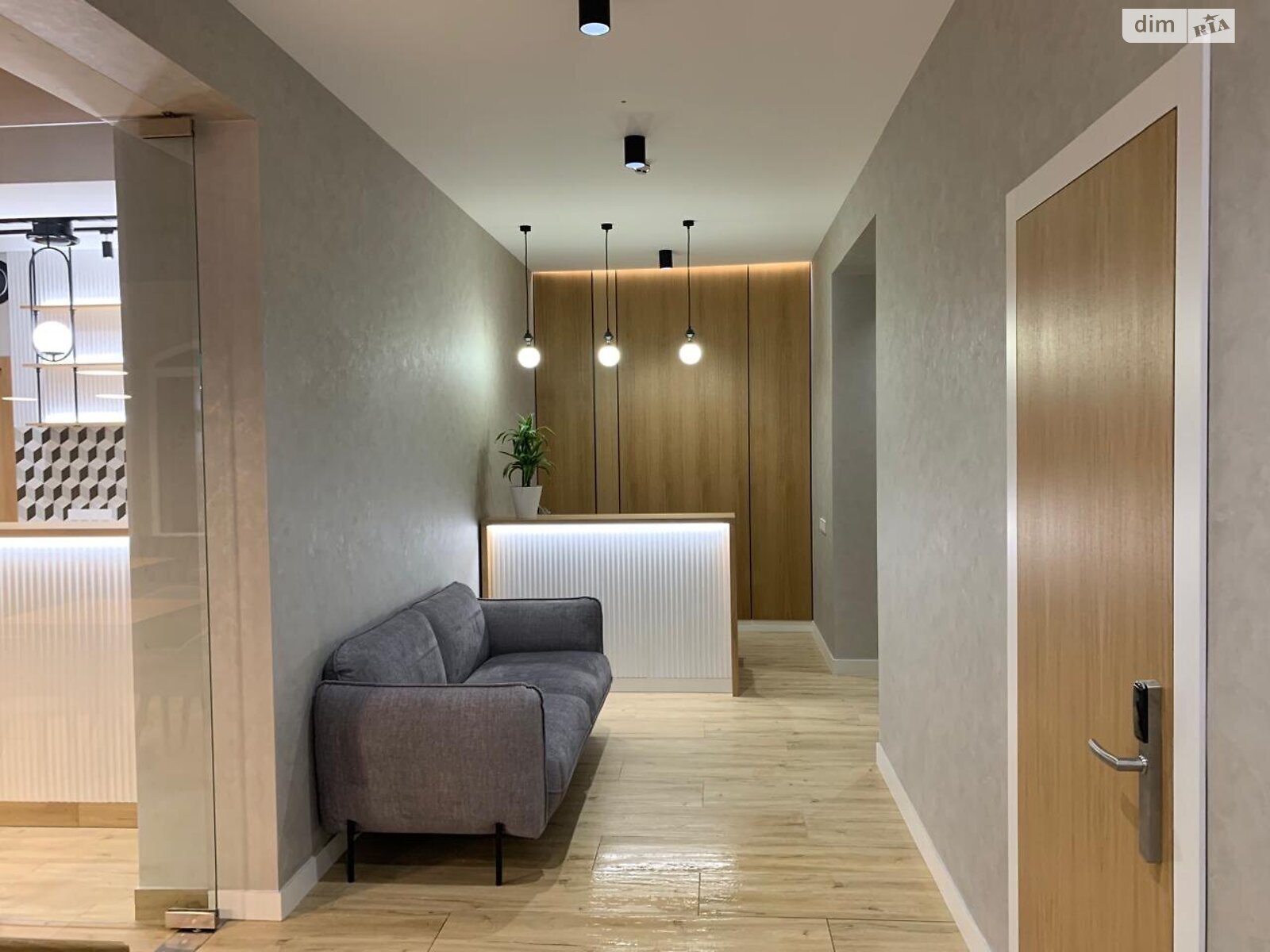 Коммерческое помещение в Буковеле, Вишни урочище, цена продажи: 1 350 000 долларов за объект фото 1