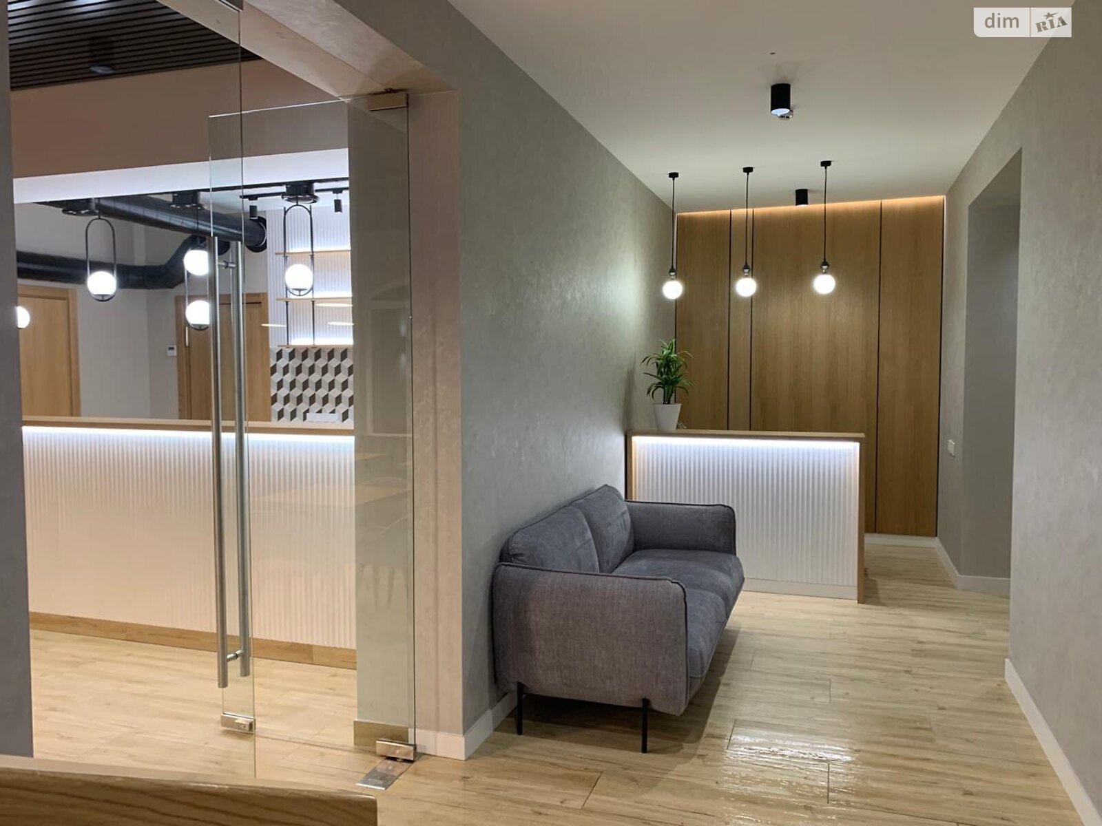 Коммерческое помещение в Буковеле, Вишни урочище, цена продажи: 1 350 000 долларов за объект фото 1