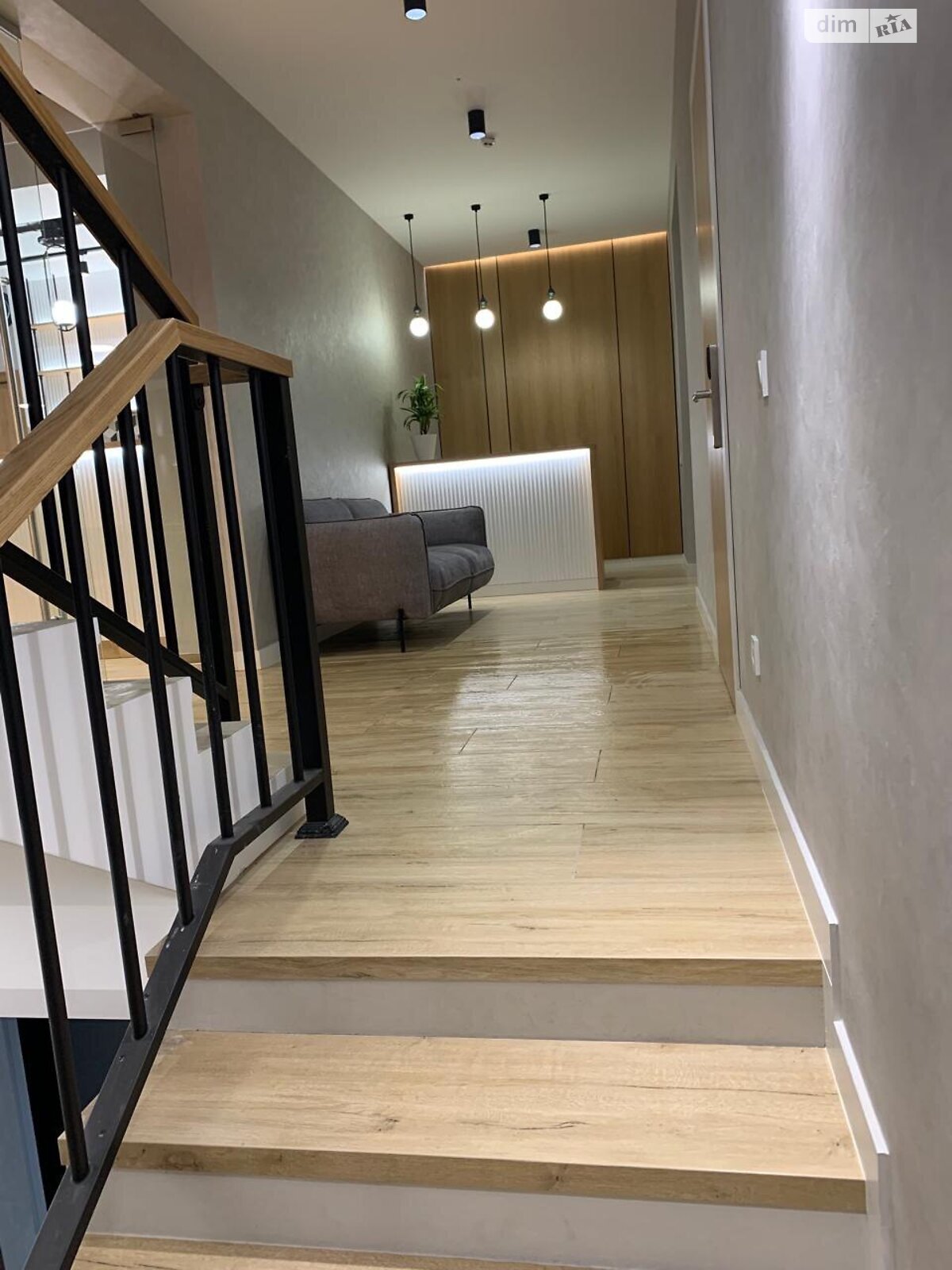 Коммерческое помещение в Буковеле, Вишни урочище, цена продажи: 1 350 000 долларов за объект фото 1