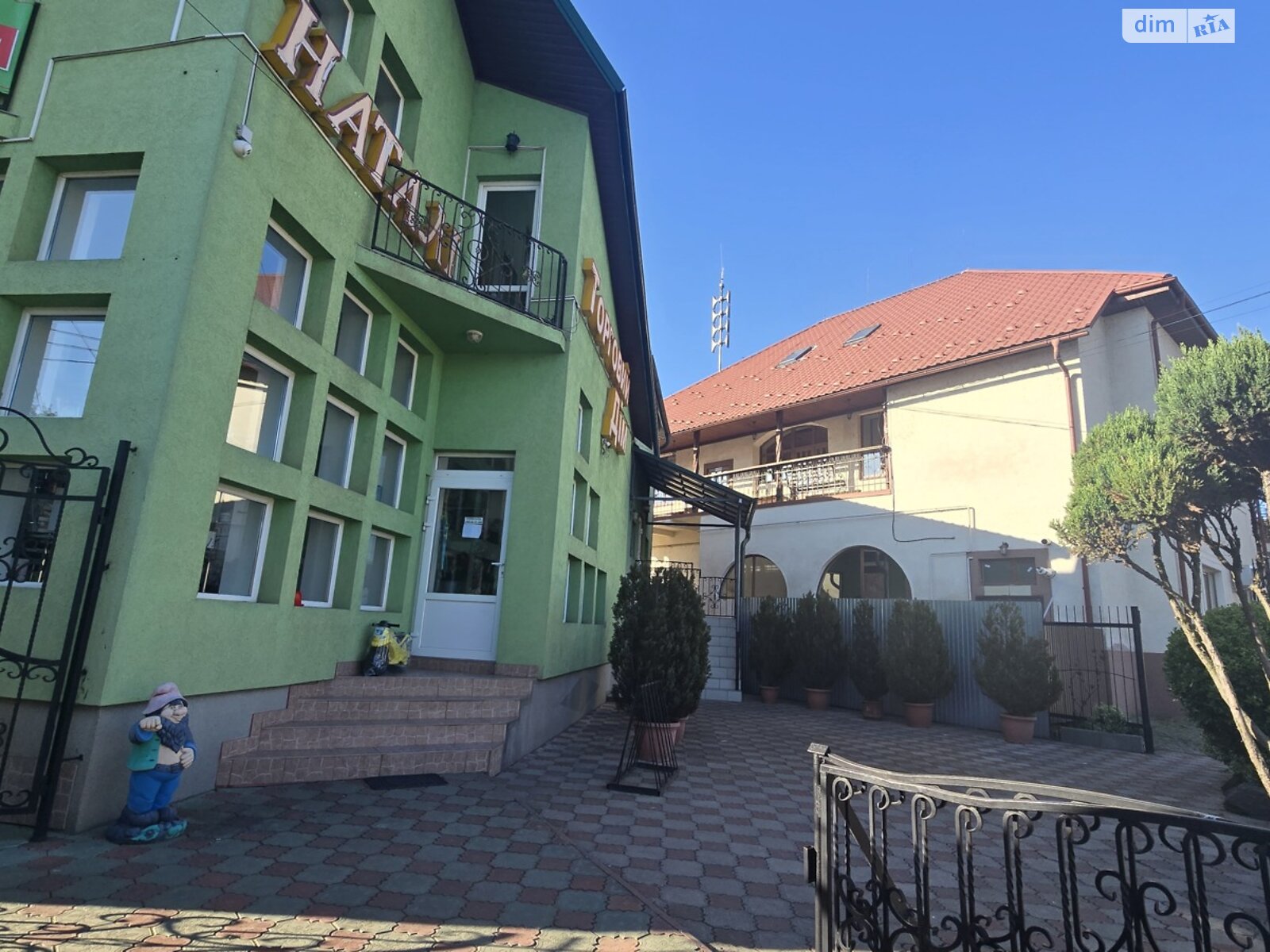 Коммерческое помещение в Буштыне, Главная улица, цена: продажи 699 000 долларов за объект фото 1 Коммерческое помещение в Буштыне, Главная улица, цена продажи: 699 000 долларов за объект фото 1