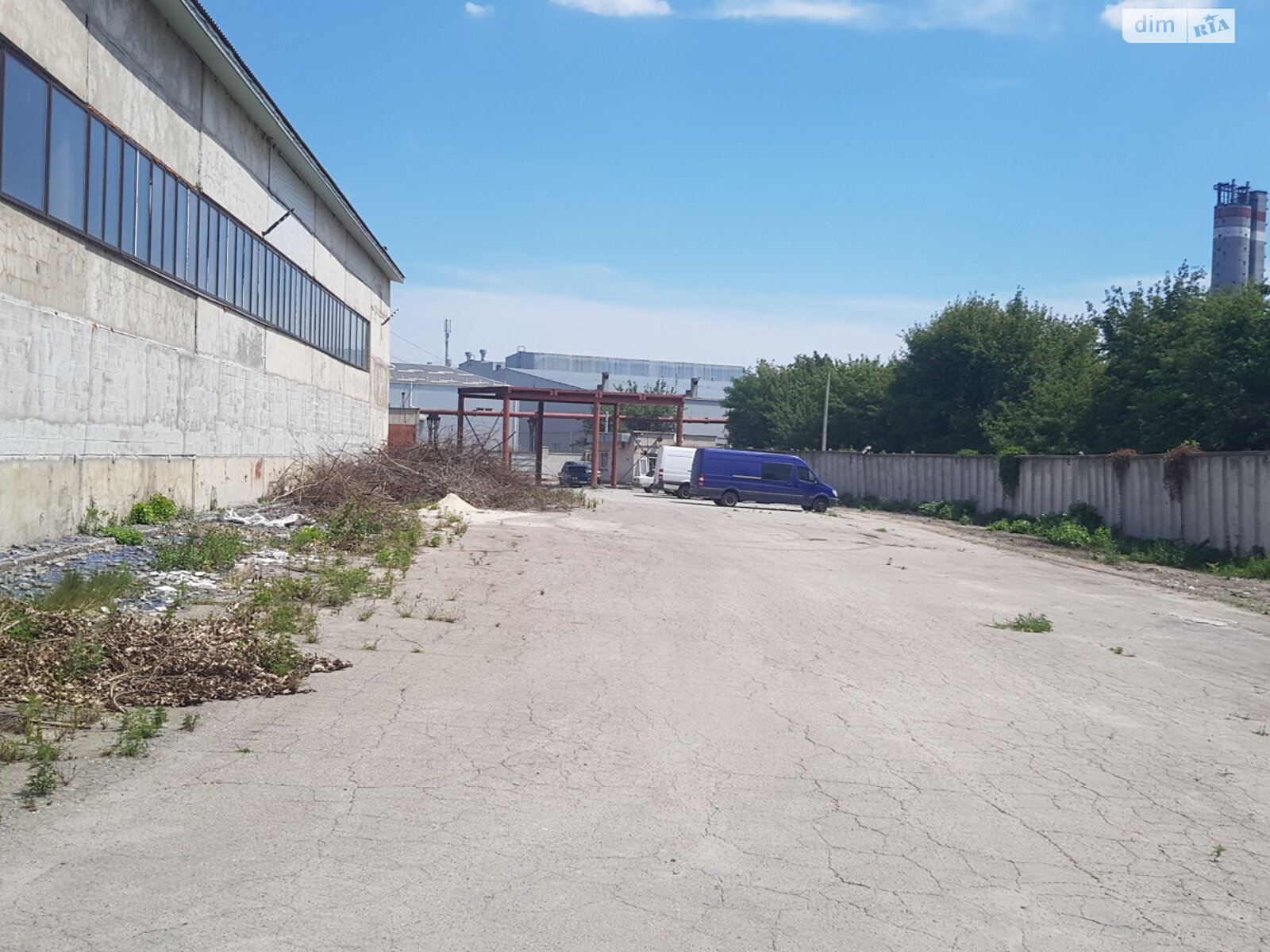 Коммерческое помещение в Черкассах, продажа по Энергостроителей проезд, цена: 450 000 долларов за объект фото 1 Коммерческое помещение в Черкассах, продажа по Энергостроителей проезд, цена: 450 000 долларов за объект фото 1