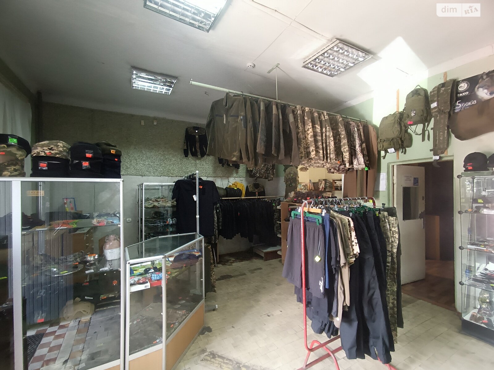 Комерційне приміщення в Черкасах, продаж по Надпільна вулиця 287, район Придніпровський, ціна: 329 000 доларів за об’єкт фото 1 Комерційне приміщення в Черкасах, продаж по Надпільна вулиця 287, район Придніпровський, ціна: 329 000 доларів за об’єкт фото 1