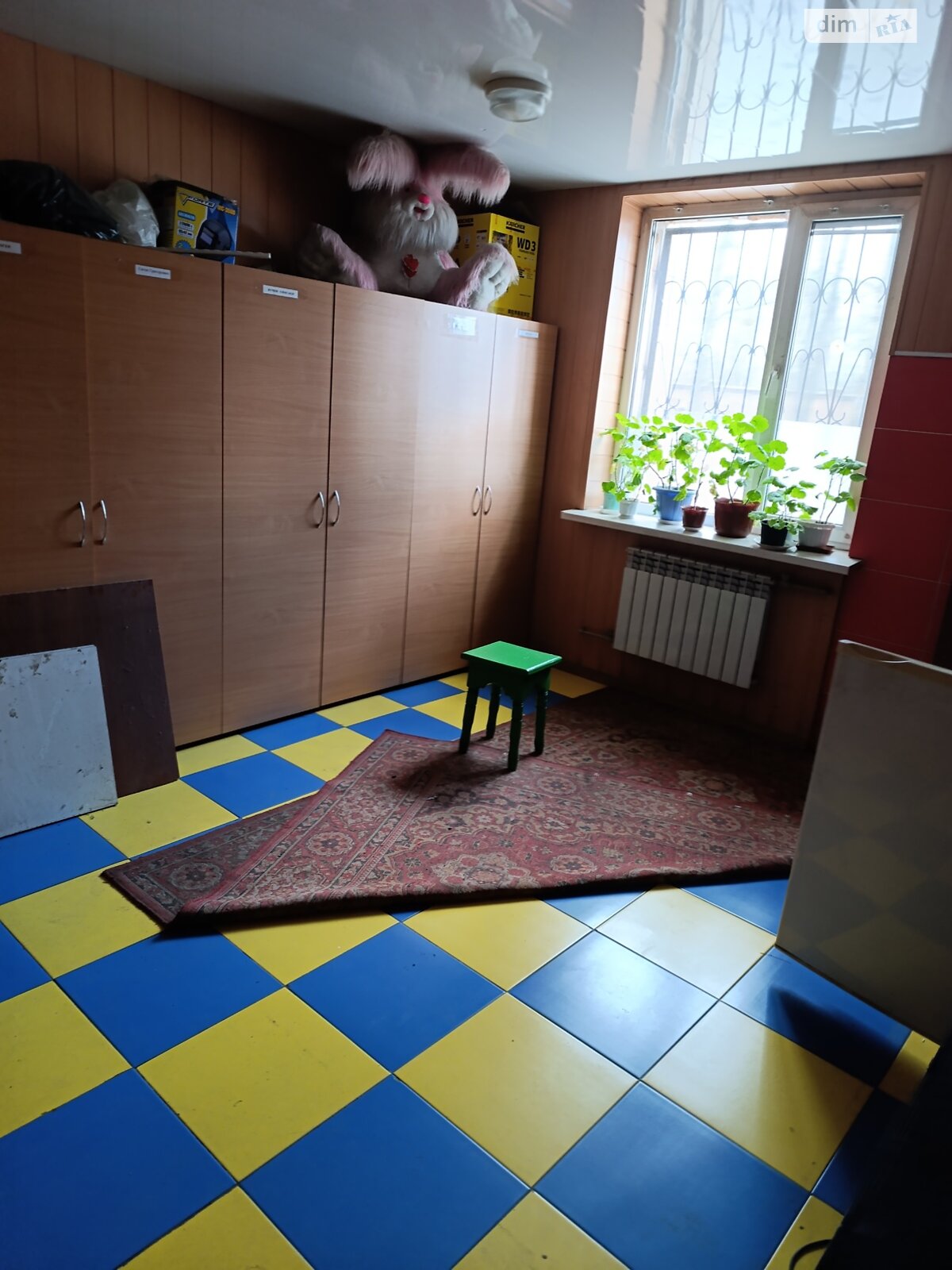 Комерційне приміщення в Черкасах, продаж по Сурикова вулиця 4, район Придніпровський, ціна: 300 000 доларів за об’єкт фото 1 Комерційне приміщення в Черкасах, продаж по Сурикова вулиця 4, район Придніпровський, ціна: 300 000 доларів за об’єкт фото 1