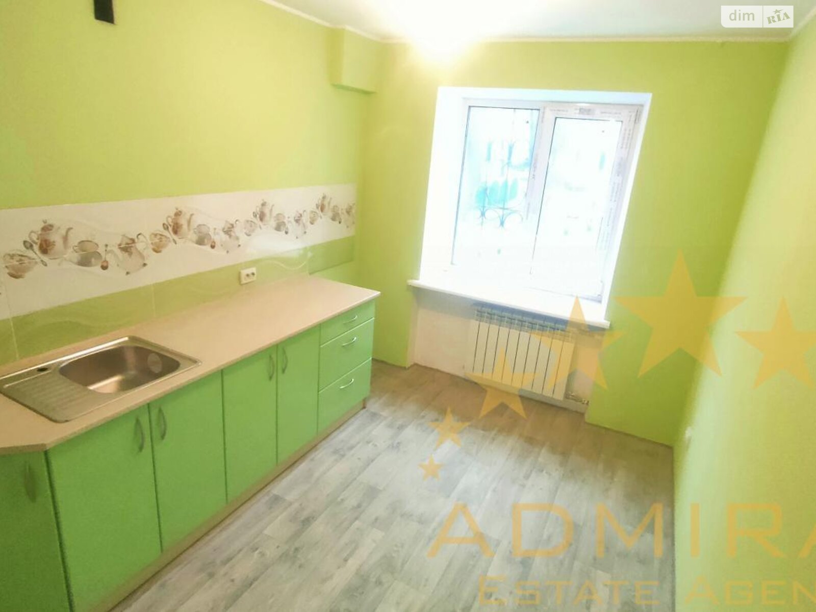 Комерційне приміщення в Черкасах, продаж по Різдвяна вулиця, район Сєдова, ціна: 56 000 доларів за об’єкт фото 1 Комерційне приміщення в Черкасах, продаж по Різдвяна вулиця, район Сєдова, ціна: 56 000 доларів за об’єкт фото 1