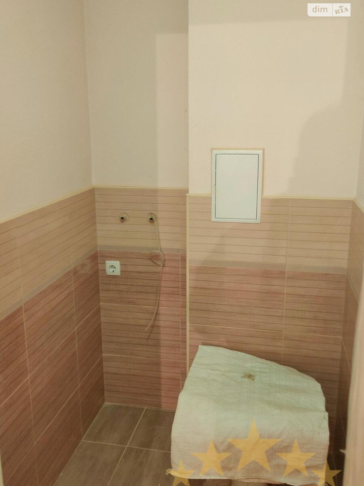 Комерційне приміщення в Черкасах, продаж по Різдвяна вулиця, район Сєдова, ціна: 56 000 доларів за об’єкт фото 1 Комерційне приміщення в Черкасах, продаж по Різдвяна вулиця, район Сєдова, ціна: 56 000 доларів за об’єкт фото 1