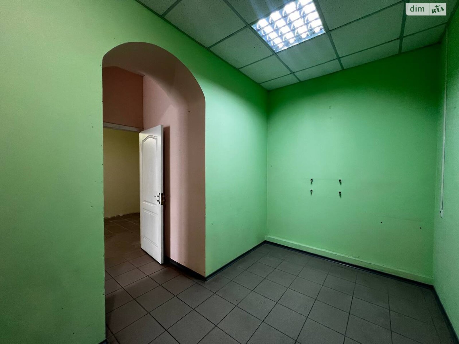 Комерційне приміщення в Черкасах, продаж по Смілянська вулиця 103, район Соснівський, ціна: 105 000 доларів за об’єкт фото 1 Комерційне приміщення в Черкасах, продаж по Смілянська вулиця 103, район Соснівський, ціна: 105 000 доларів за об’єкт фото 1