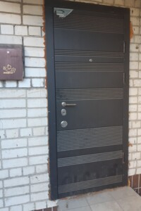 Комерційне приміщення в Черкасах, продаж по Нижня Горова вулиця, район Митниця-річпорт, ціна: 45 000 доларів за об’єкт фото 2 Комерційне приміщення в Черкасах, продаж по Нижня Горова вулиця, район Митниця-річпорт, ціна: 45 000 доларів за об’єкт фото 2