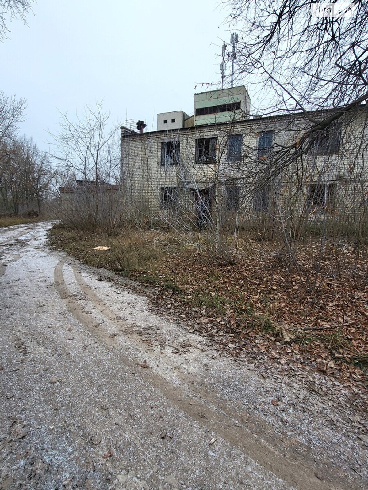 Коммерческое помещение в Чернигове, продажа по Энергетиков улица 1, район КСК, цена: 21 000 долларов за объект фото 1