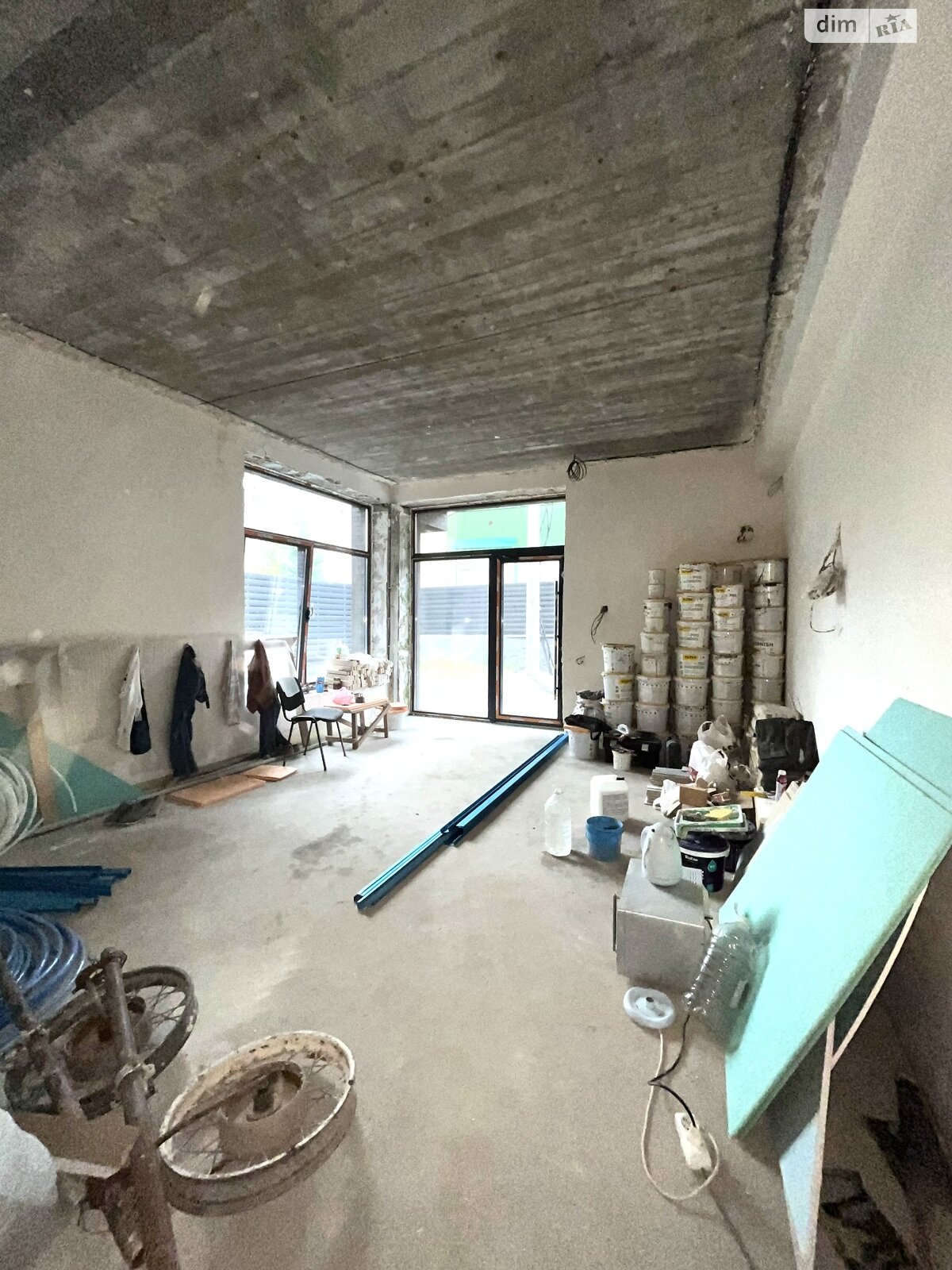 Комерційне приміщення в Чернівцях, продаж по Дмитра Ковальова (Мініна Кузьми) вулиця, район Героїв Майдану, ціна: 67 000 доларів за об’єкт фото 1