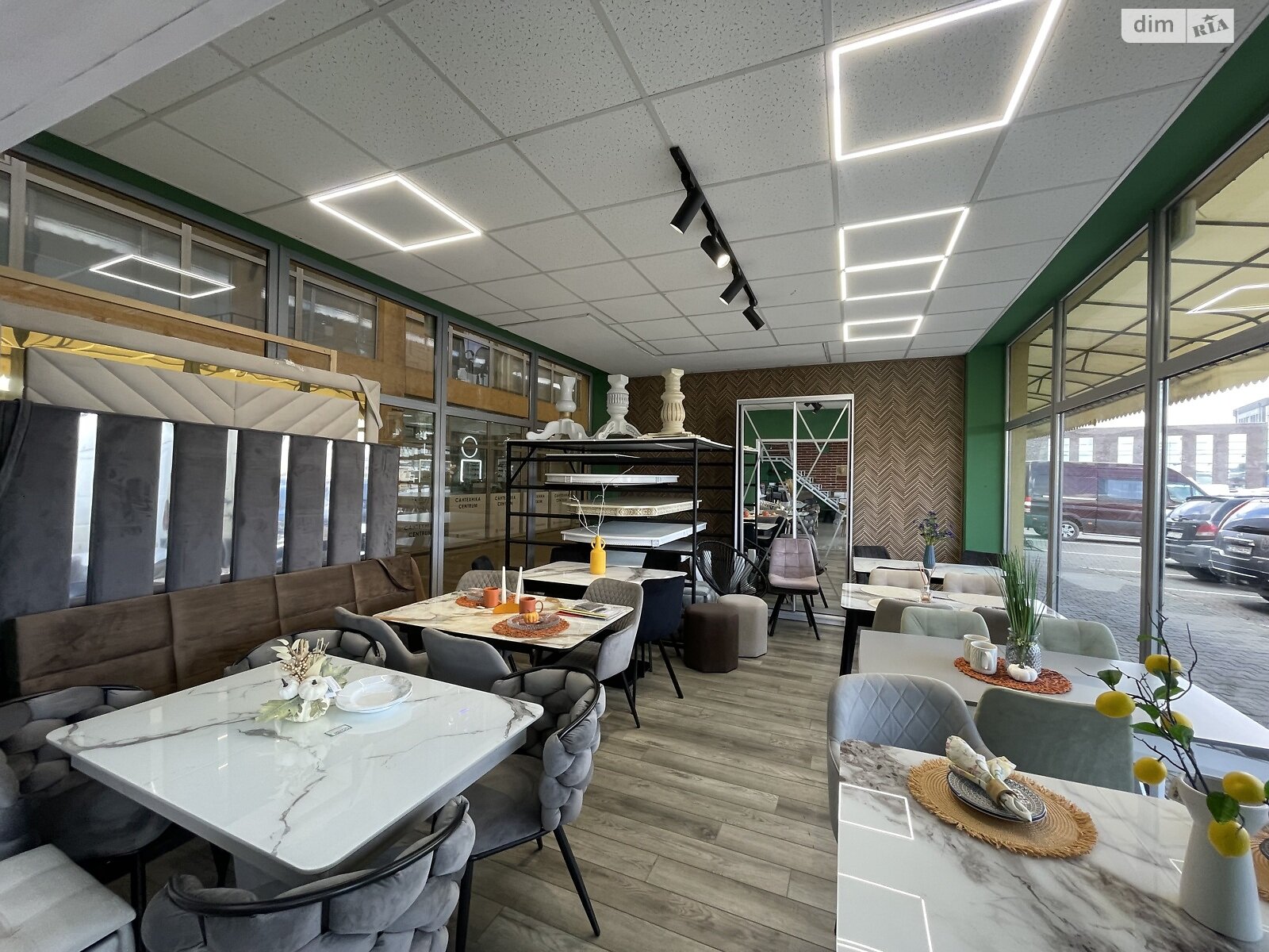 Коммерческое помещение в Черновцах, продажа по Калиновская улица 13В, район Хотинский, цена: 185 000 долларов за объект фото 1 Коммерческое помещение в Черновцах, продажа по Калиновская улица 13В, район Хотинский, цена: 185 000 долларов за объект фото 1