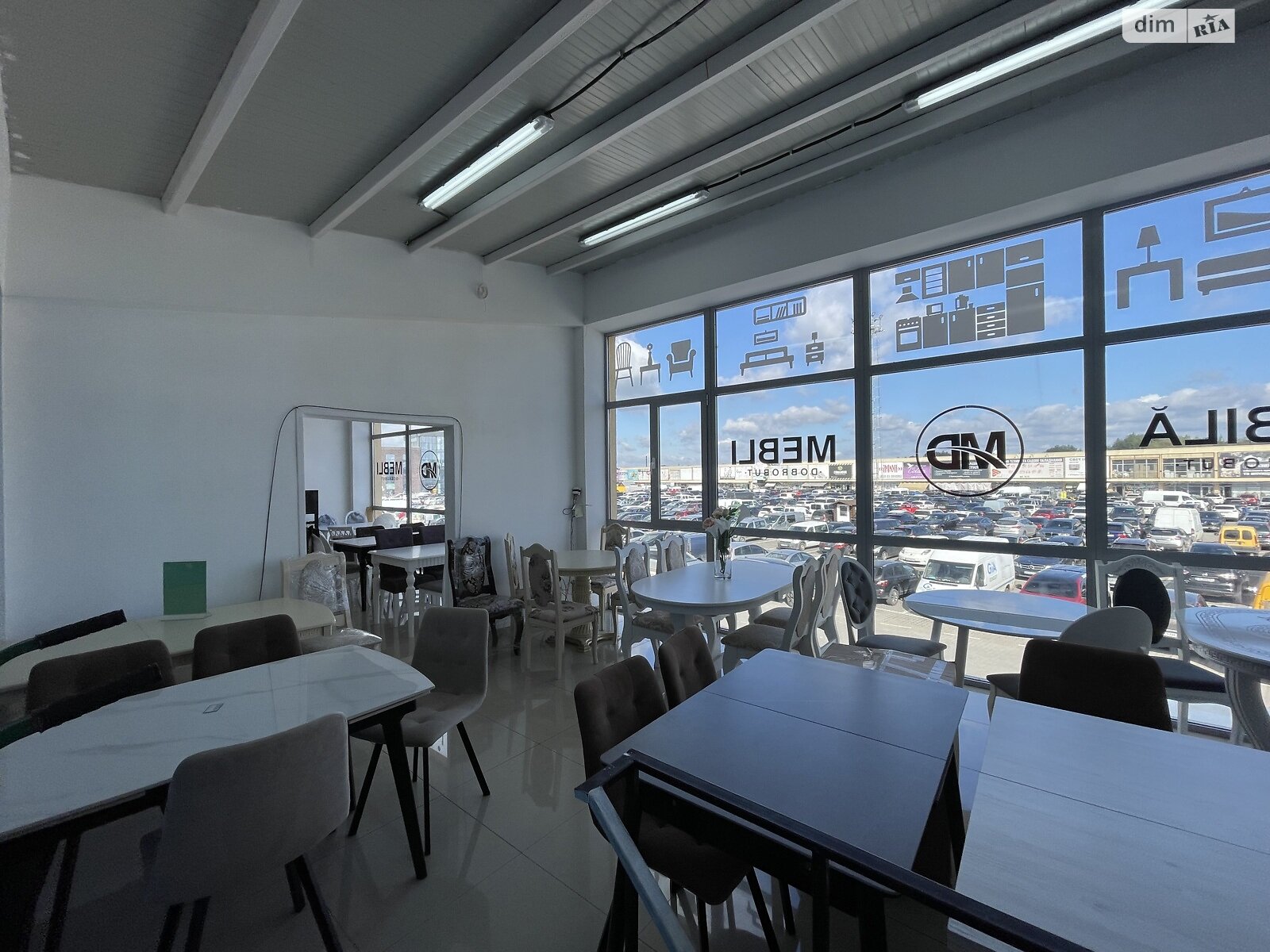 Коммерческое помещение в Черновцах, продажа по Калиновская улица 13В, район Хотинский, цена: 185 000 долларов за объект фото 1 Коммерческое помещение в Черновцах, продажа по Калиновская улица 13В, район Хотинский, цена: 185 000 долларов за объект фото 1