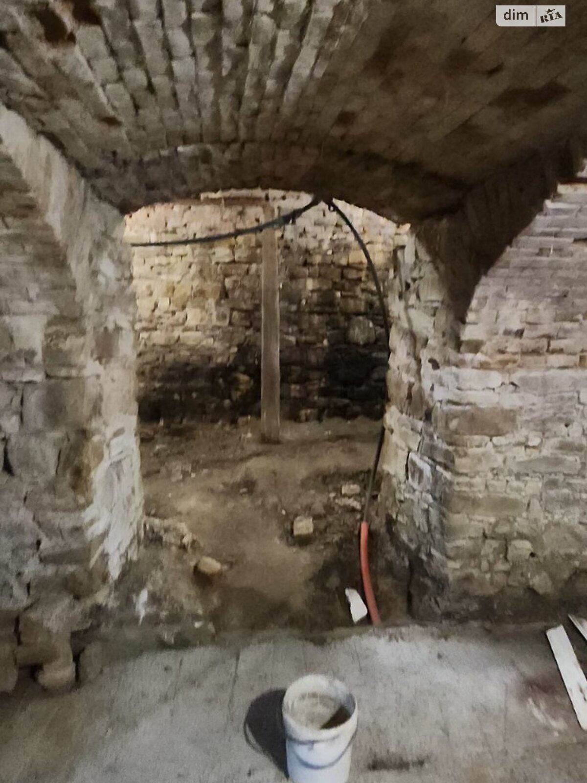 Комерційне приміщення в Чернівцях, продаж по Головна вулиця 14, район Першотравневий, ціна: 58 999 доларів за об’єкт фото 1 Комерційне приміщення в Чернівцях, продаж по Головна вулиця 14, район Першотравневий, ціна: 58 999 доларів за об’єкт фото 1