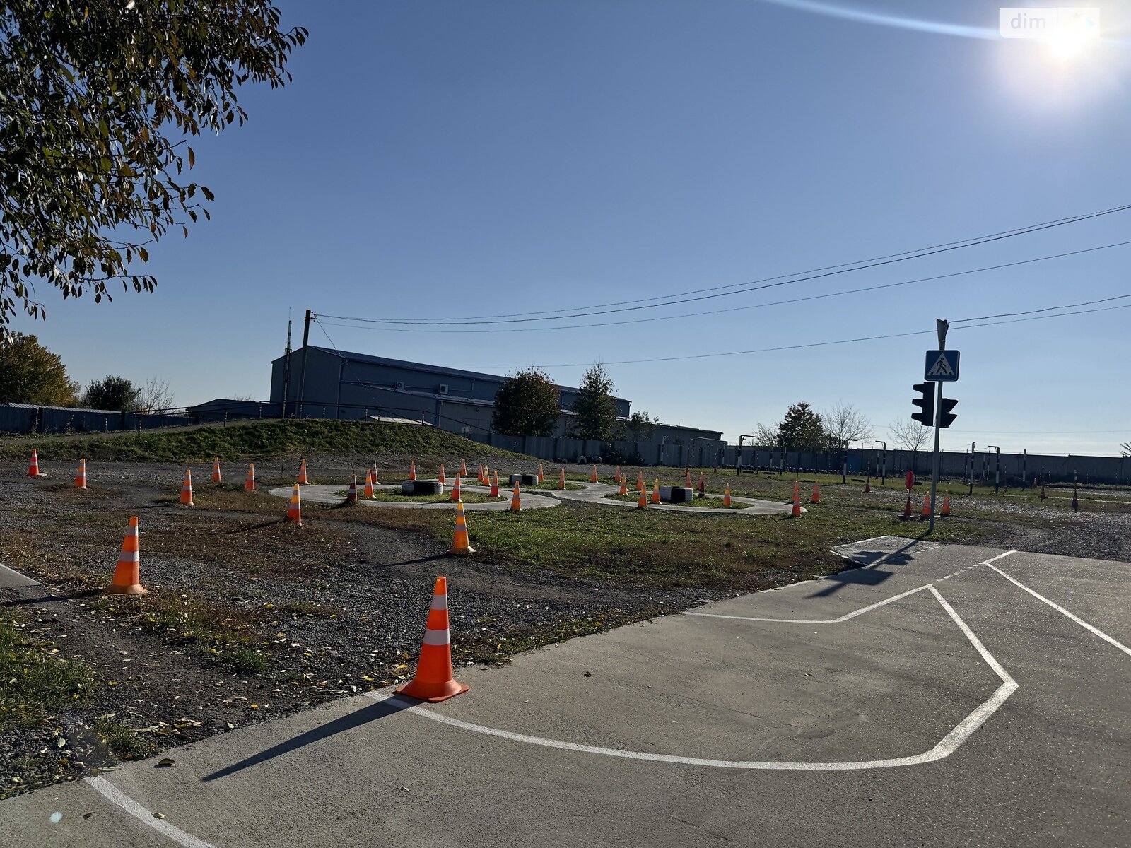 Комерційне приміщення в Чернівцях, продаж по Лесина Василя вулиця 33, район Першотравневий, ціна: 200 000 доларів за об’єкт фото 1