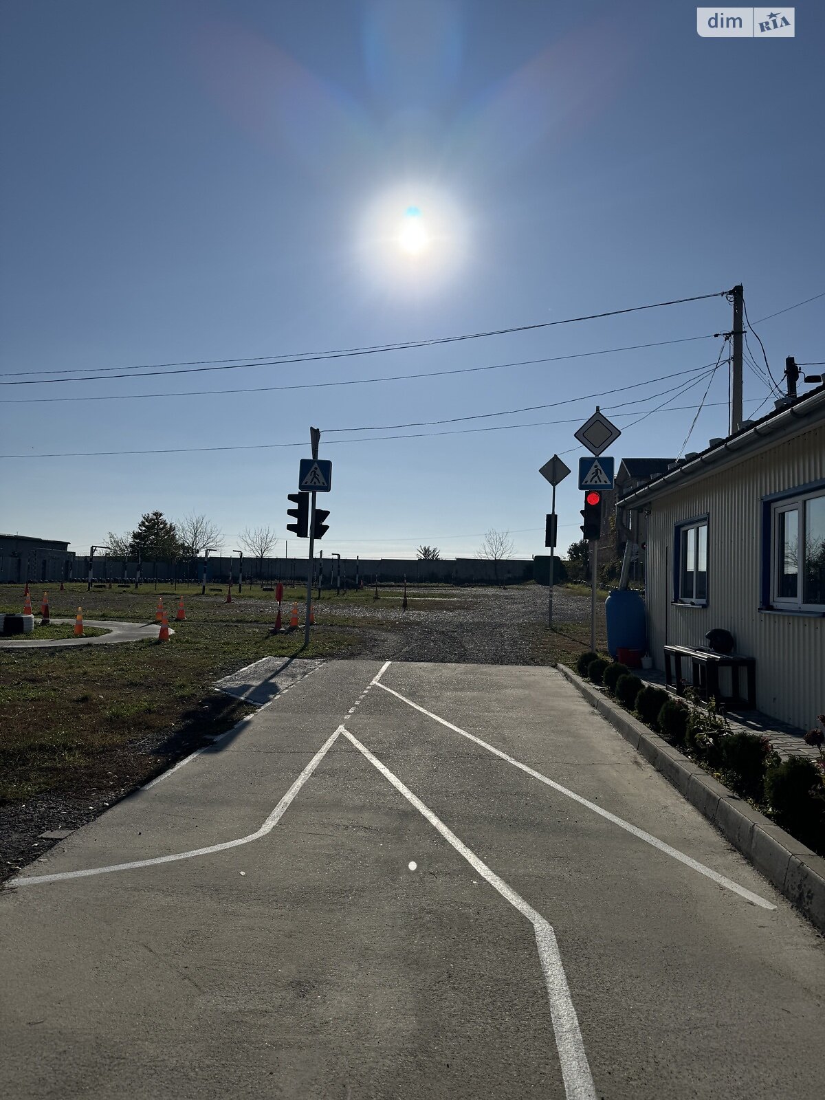 Комерційне приміщення в Чернівцях, продаж по Лесина Василя вулиця 33, район Першотравневий, ціна: 200 000 доларів за об’єкт фото 1