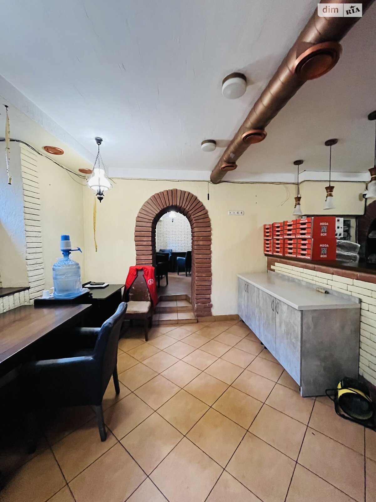 Комерційне приміщення в Чернівцях, продаж по Петровича Якоба вулиця 20, район Першотравневий, ціна: 110 000 доларів за об’єкт фото 1 Комерційне приміщення в Чернівцях, продаж по Петровича Якоба вулиця 20, район Першотравневий, ціна: 110 000 доларів за об’єкт фото 1