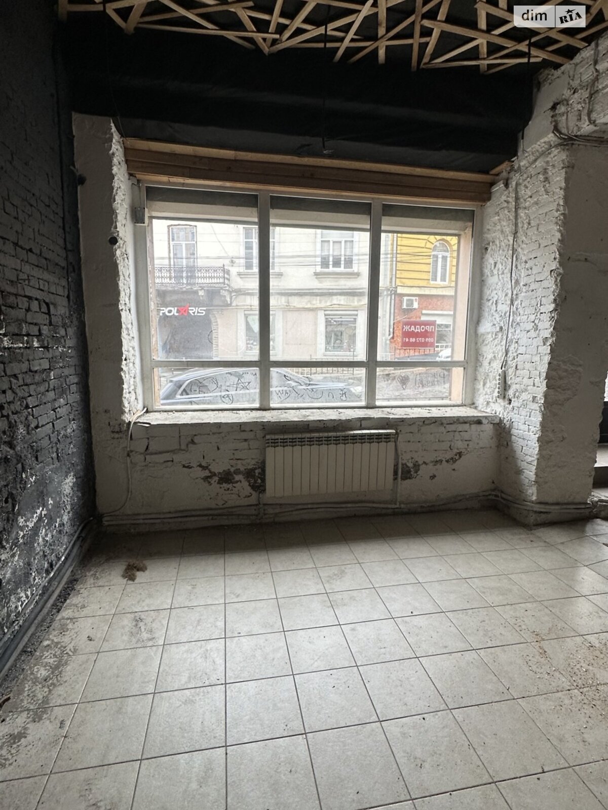 Комерційне приміщення в Чернівцях, продаж по Хмельницького Богдана вулиця, район Першотравневий, ціна: 55 000 доларів за об’єкт фото 1 Комерційне приміщення в Чернівцях, продаж по Хмельницького Богдана вулиця, район Першотравневий, ціна: 55 000 доларів за об’єкт фото 1