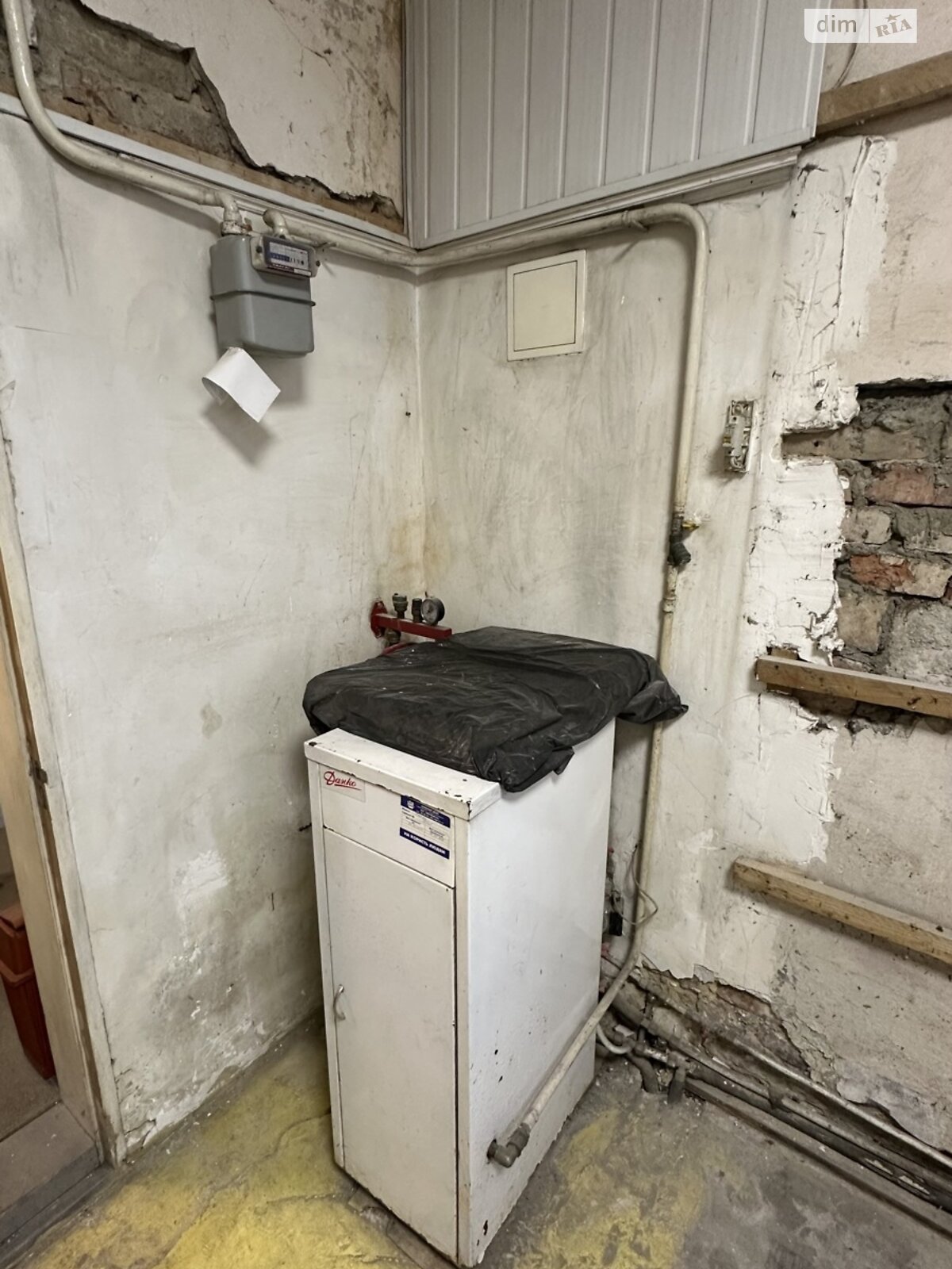 Комерційне приміщення в Чернівцях, продаж по Хмельницького Богдана вулиця, район Першотравневий, ціна: 55 000 доларів за об’єкт фото 1 Комерційне приміщення в Чернівцях, продаж по Хмельницького Богдана вулиця, район Першотравневий, ціна: 55 000 доларів за об’єкт фото 1