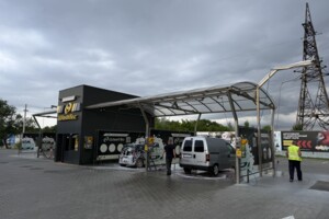 Коммерческое помещение в Черновцах, продажа по Калиновская улица, район Садгорский, цена: 280 000 долларов за объект фото 2
